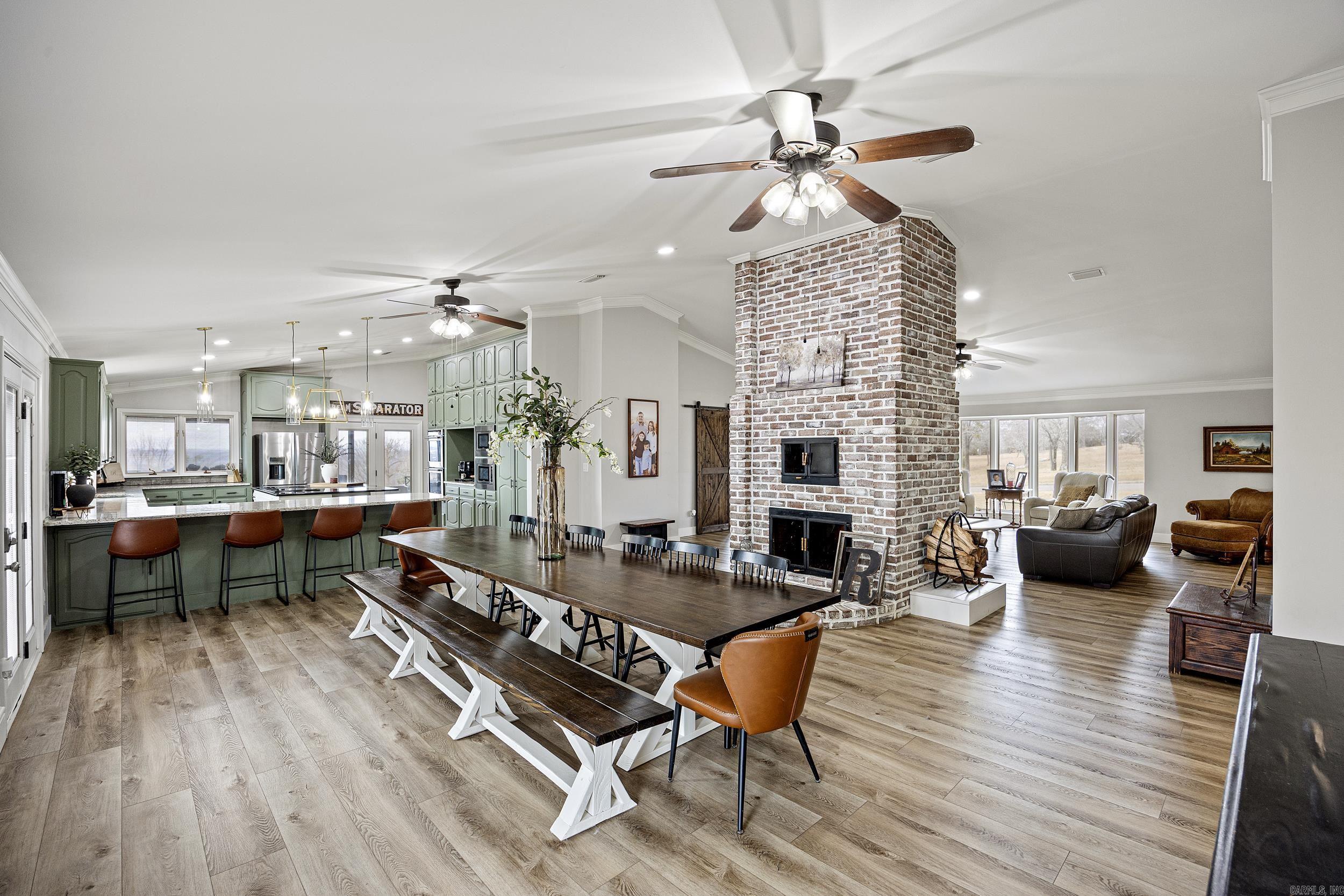 SUMMIT ESTATES - Residential