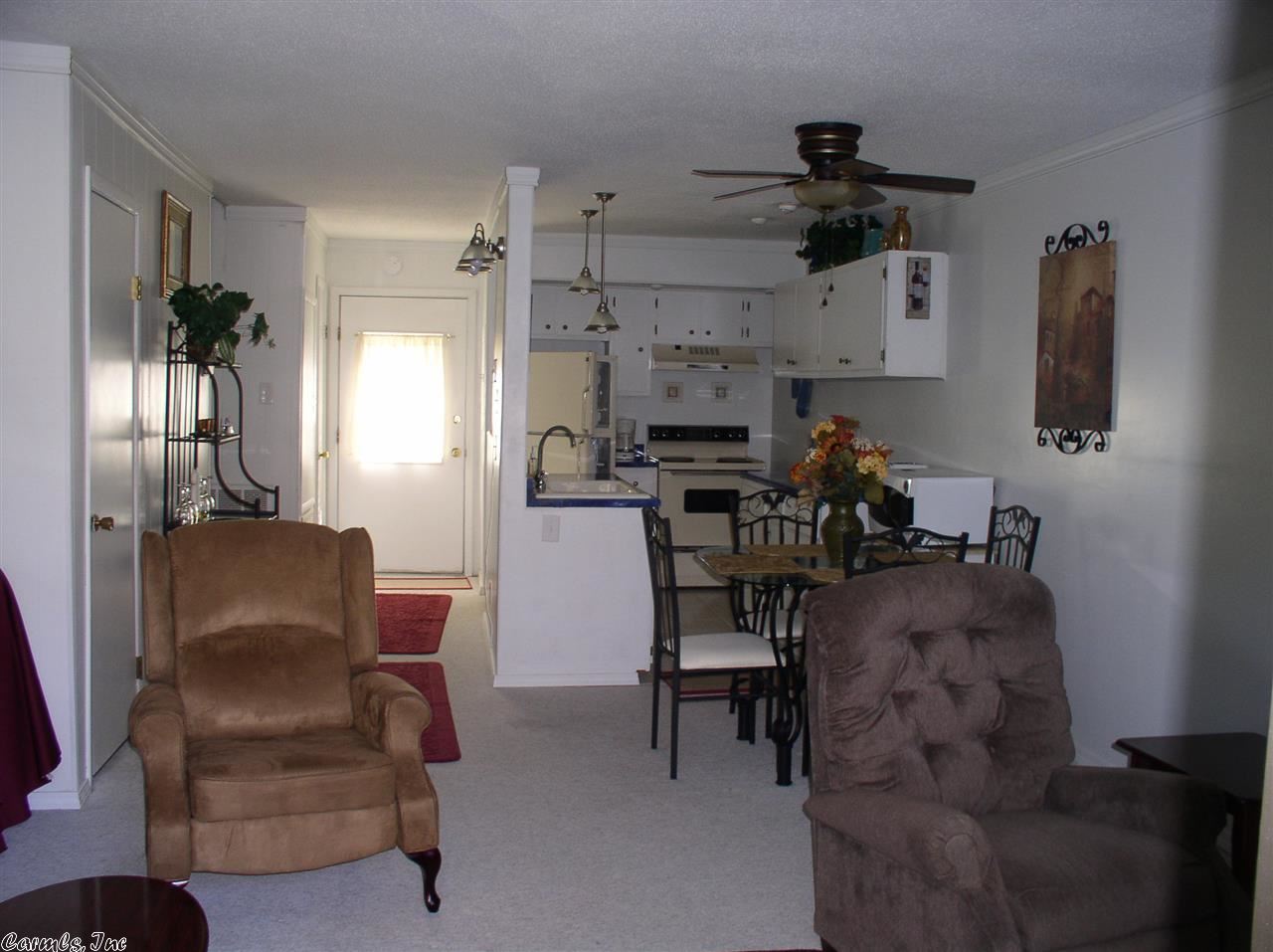 Condo has been updated and is fully furnished from linens to forks and spoons. Beautifully decorated and waiting for you to move in. Bring your golf clubs, boat and water toys. Fairfield is waiting for you.