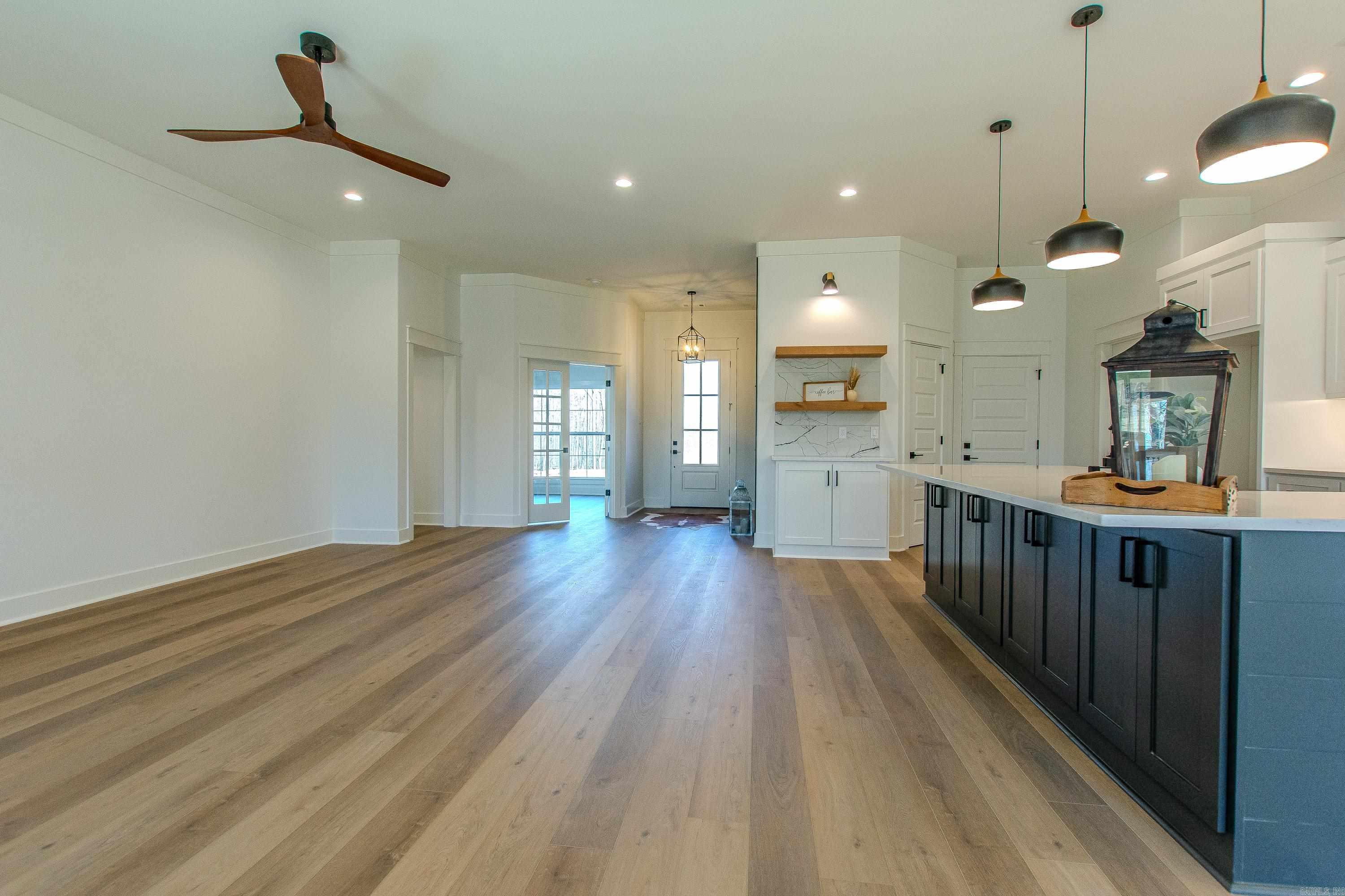 MILLERS GLENN - Residential