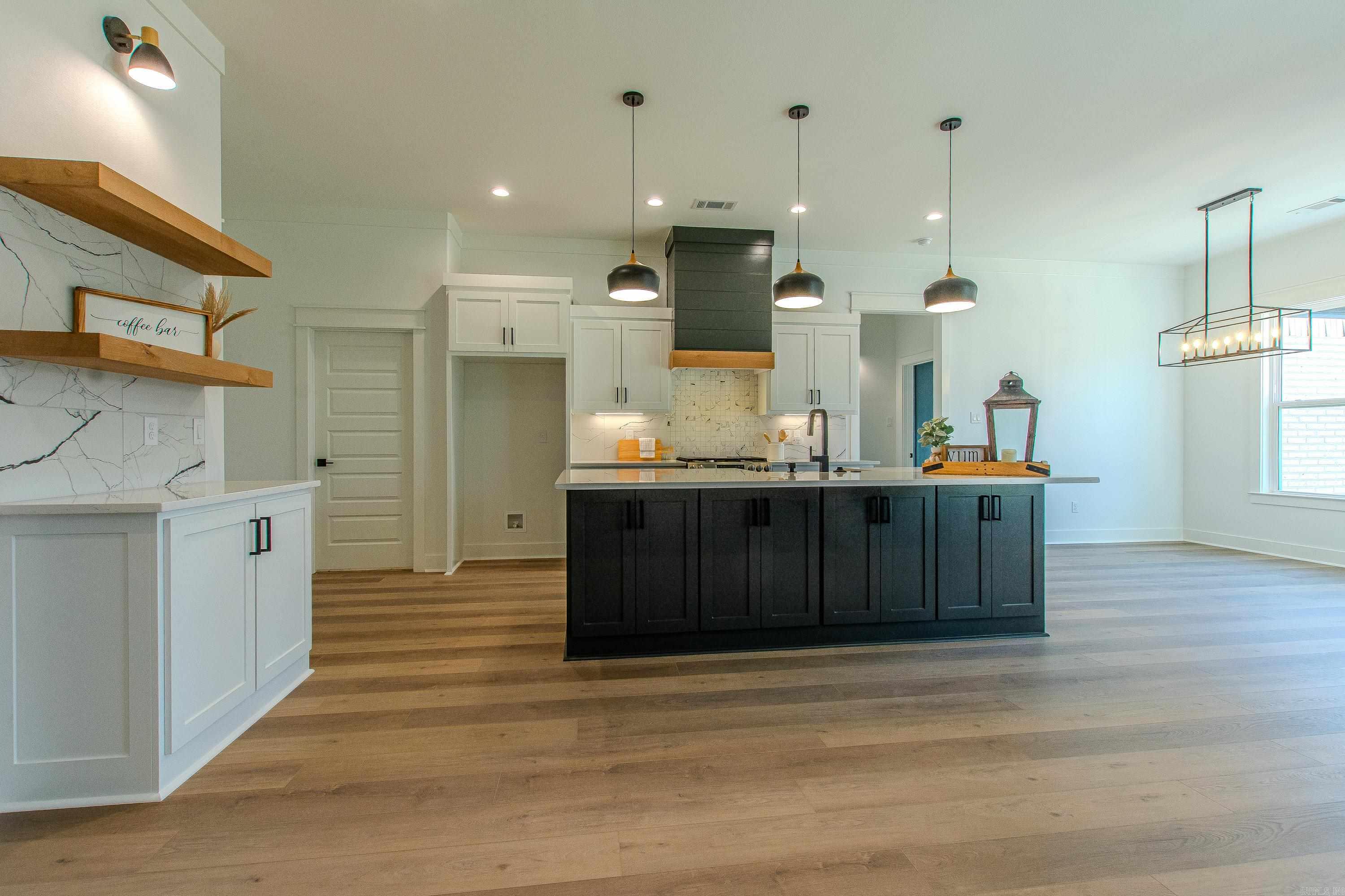 MILLERS GLENN - Residential