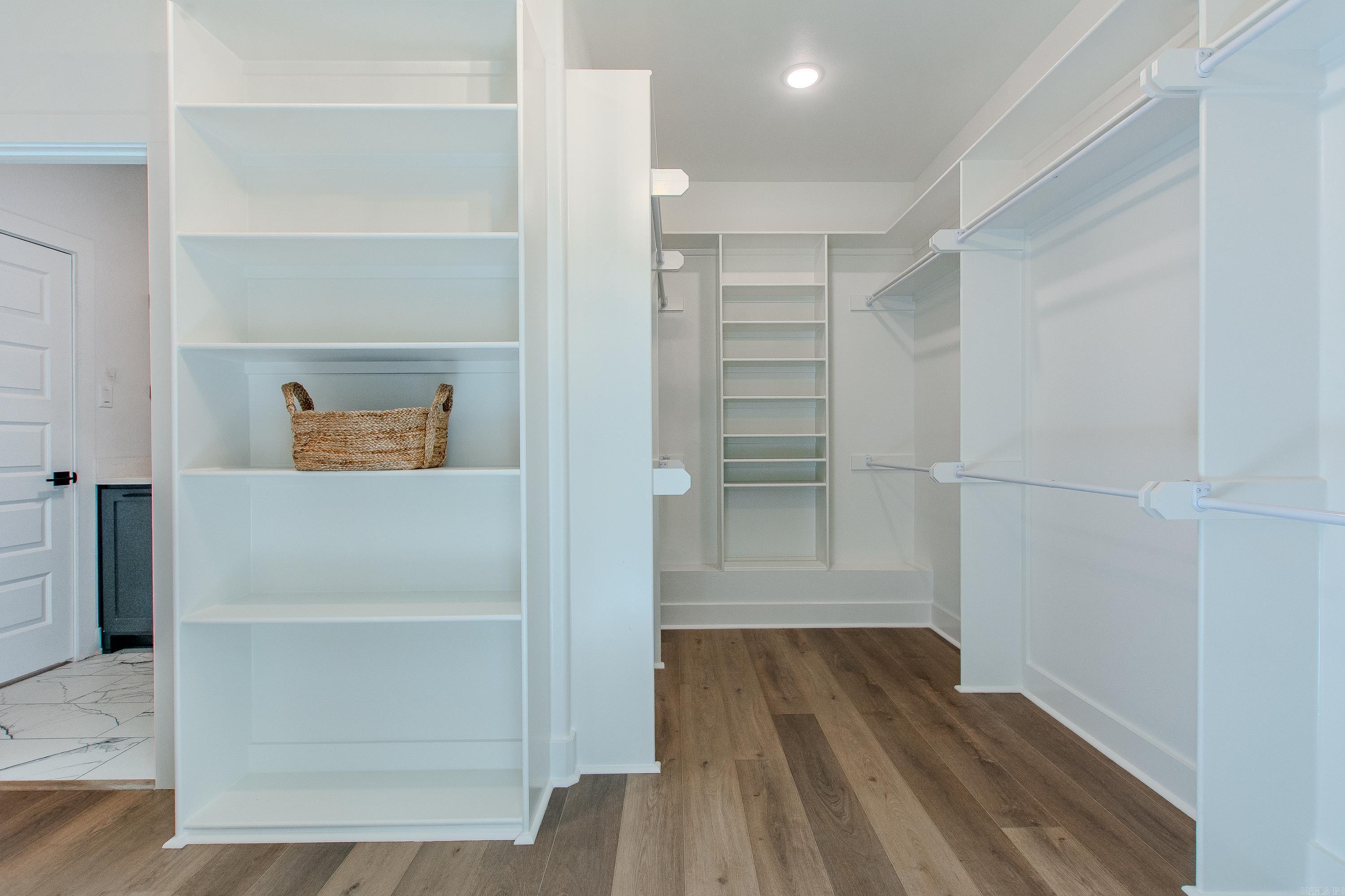 MILLERS GLENN - Residential