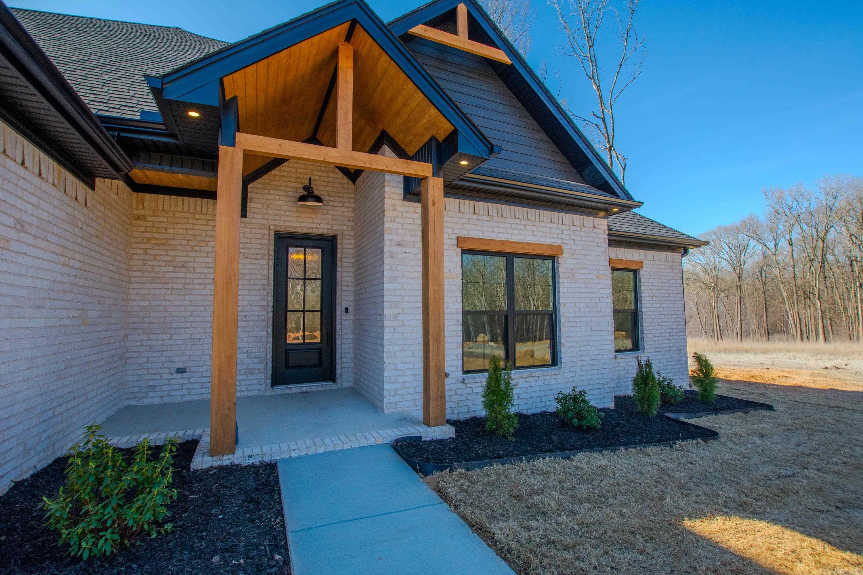 MILLERS GLENN - Residential