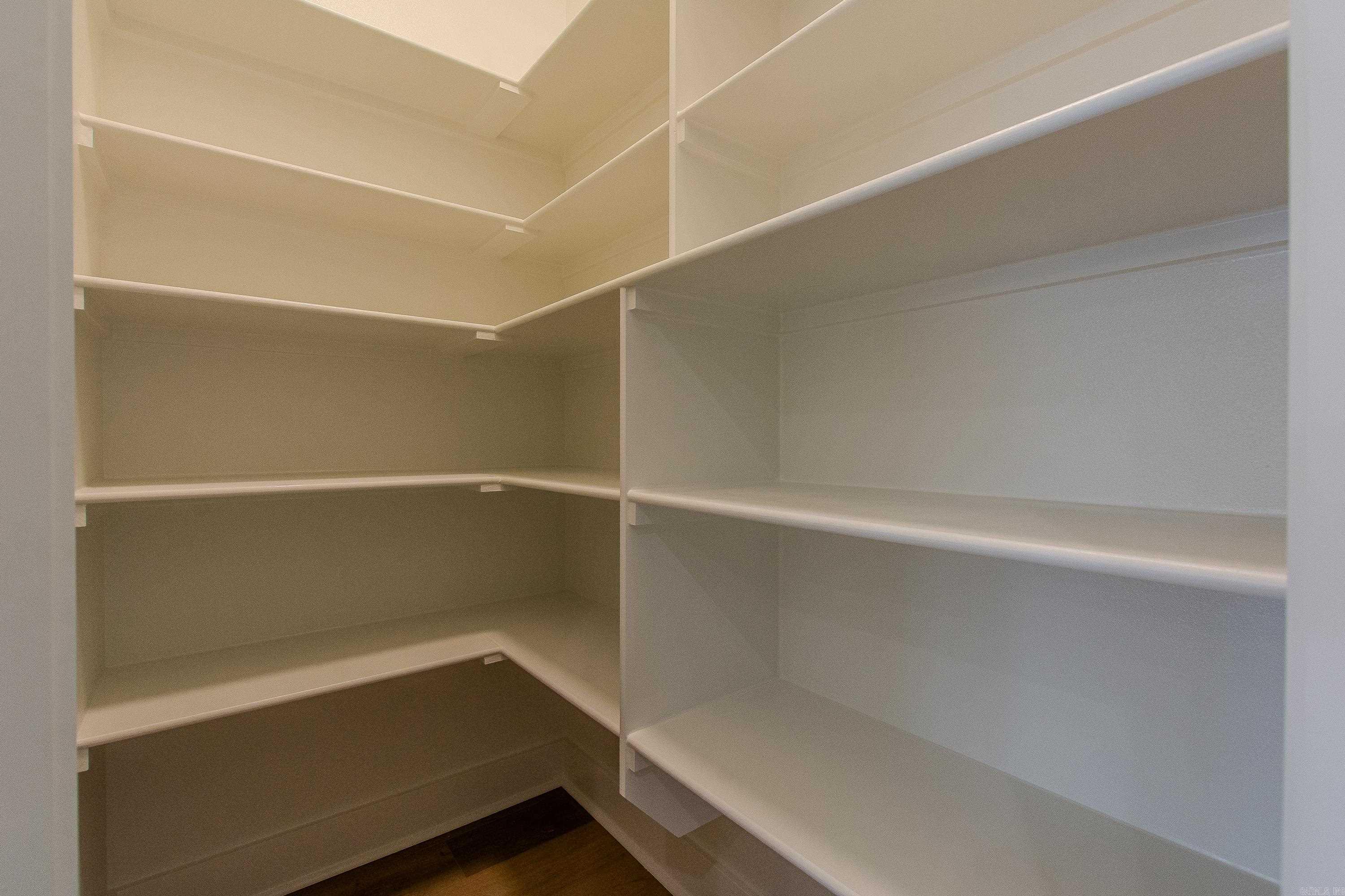 MILLERS GLENN - Residential