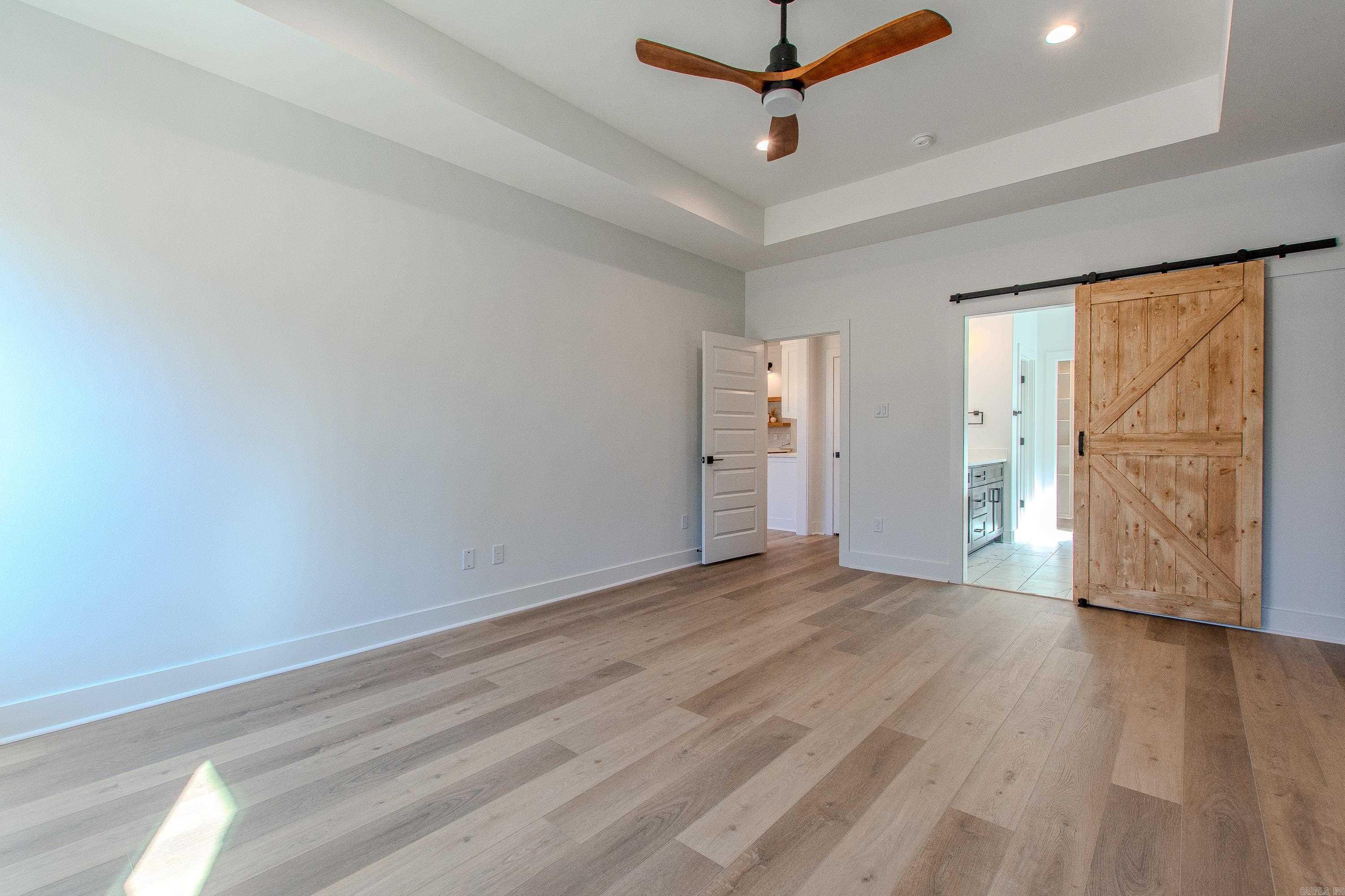 MILLERS GLENN - Residential