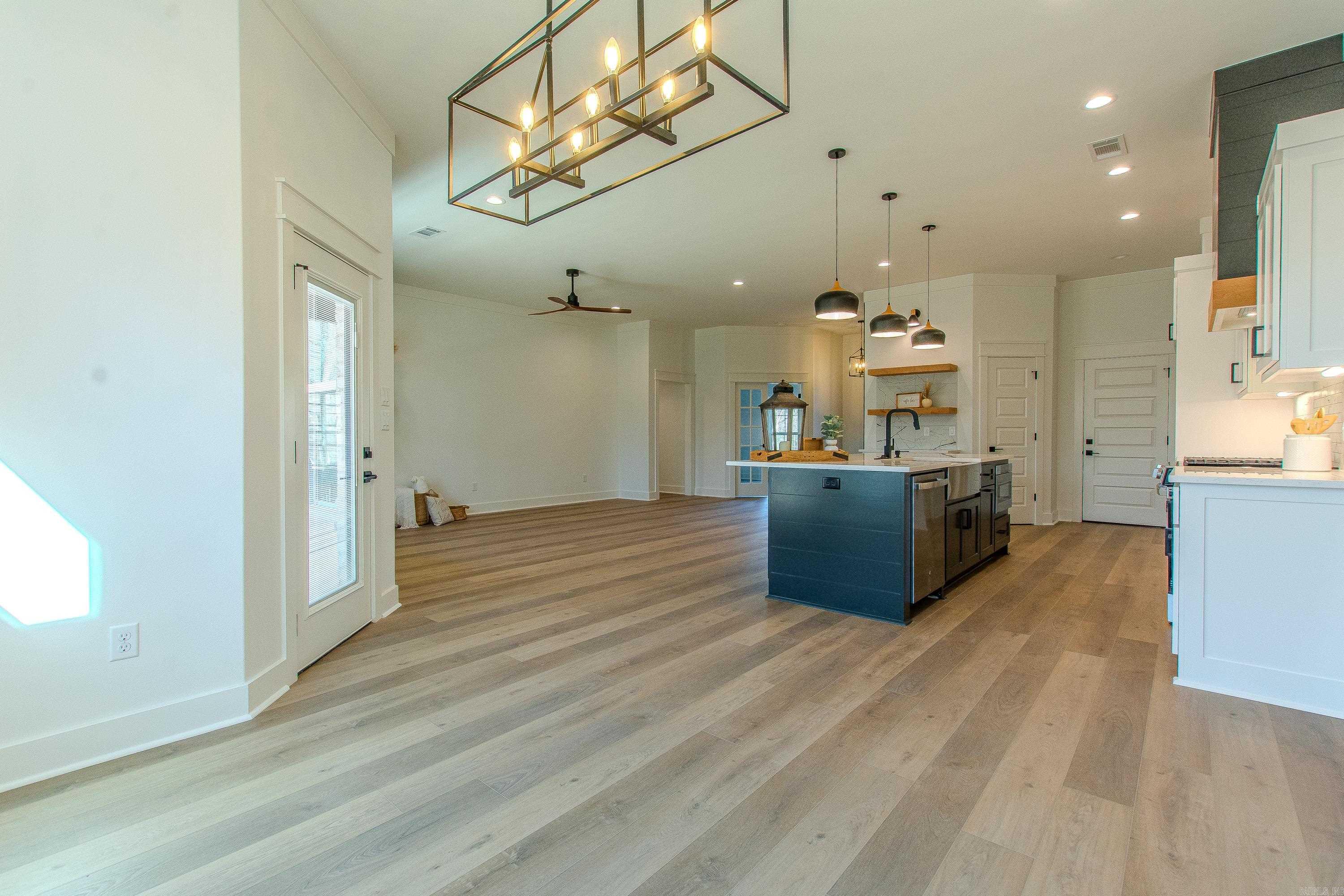 MILLERS GLENN - Residential