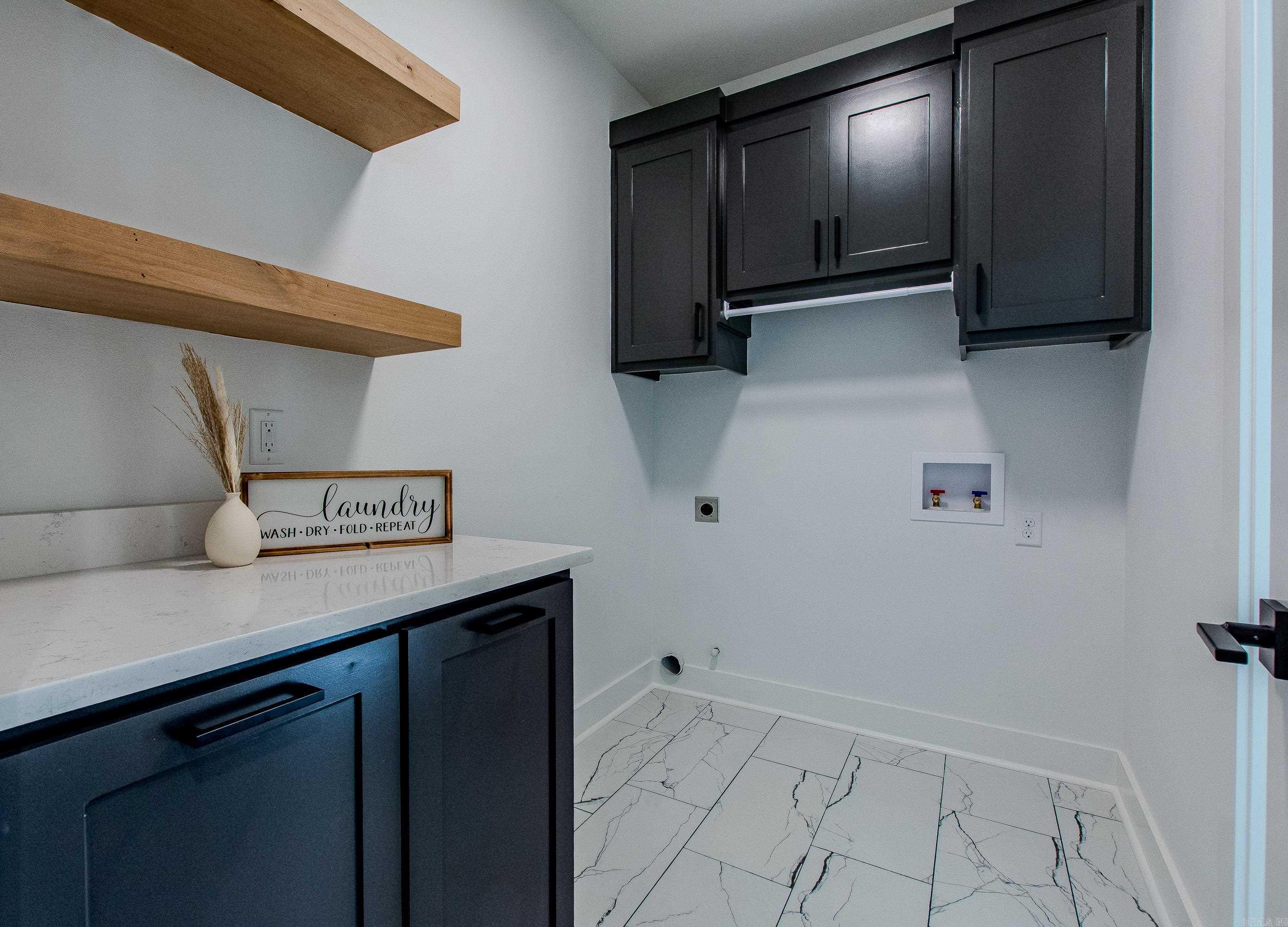 MILLERS GLENN - Residential