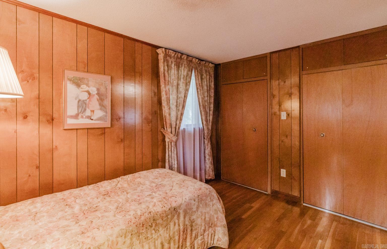 WATSON MANOR - Residential