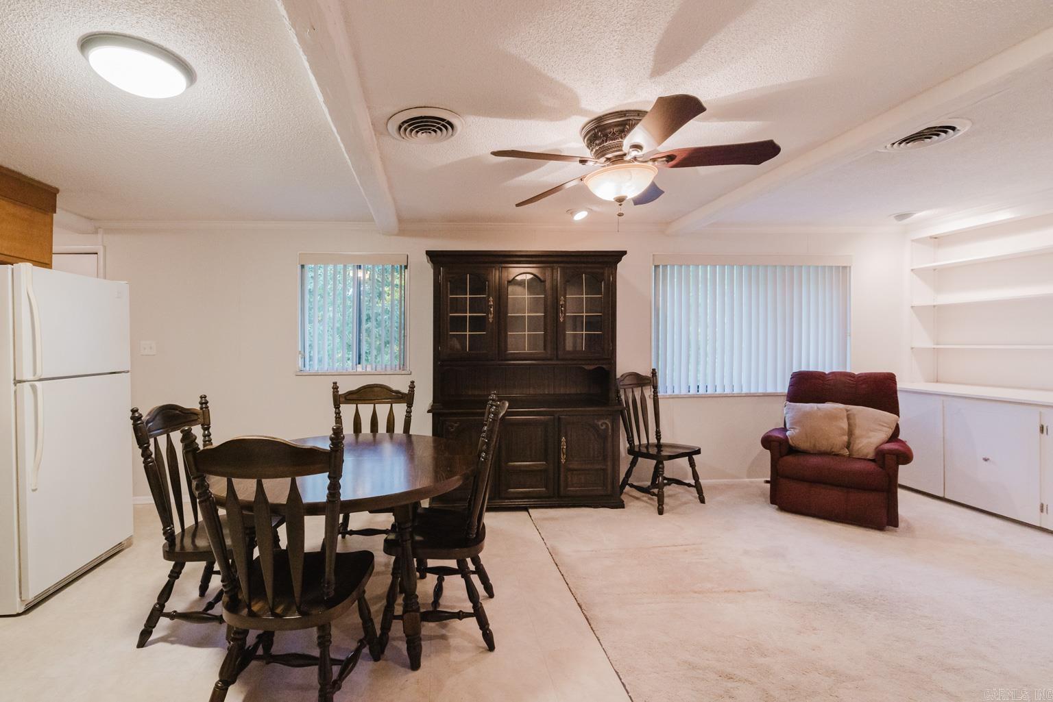 WATSON MANOR - Residential
