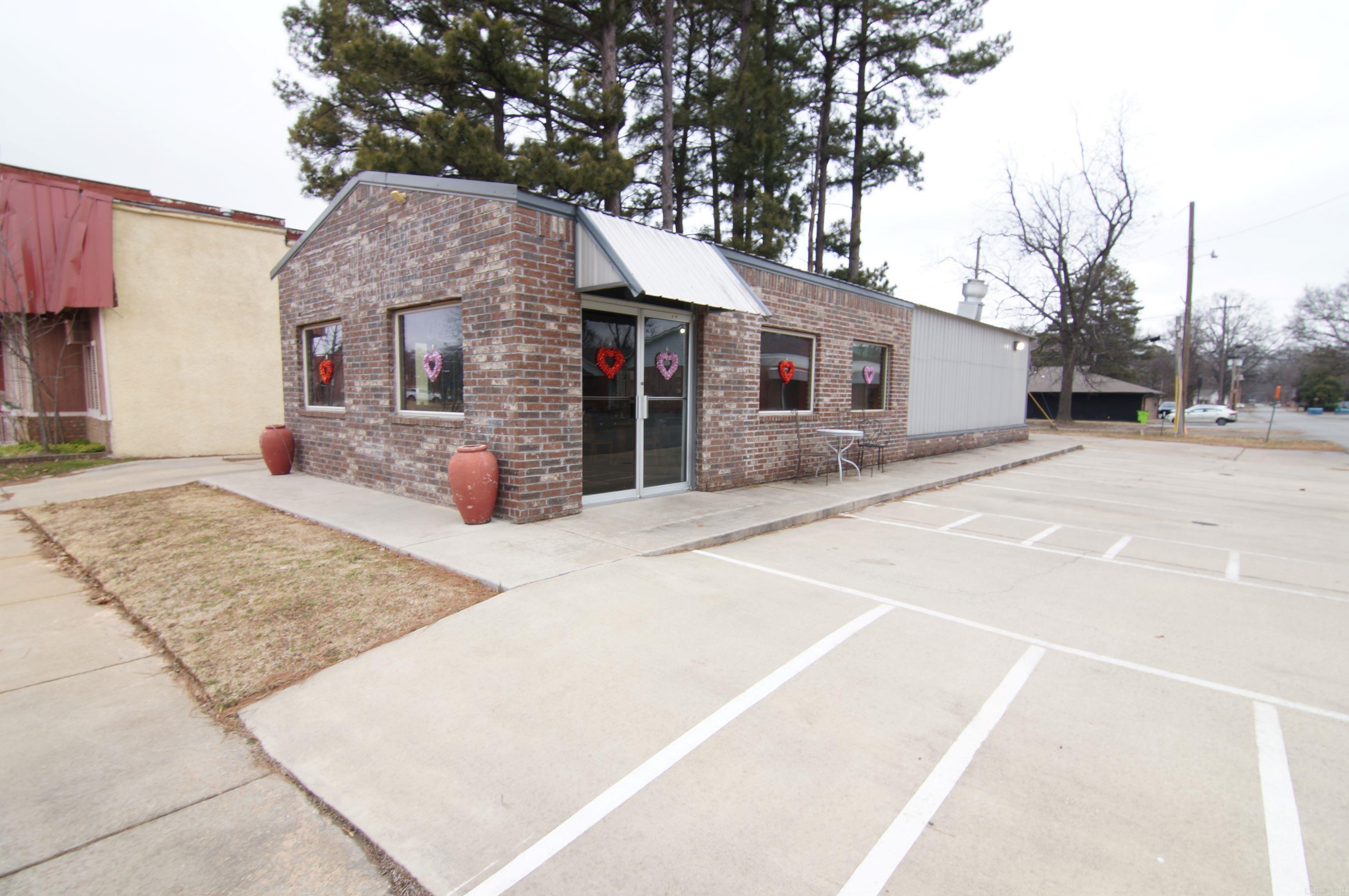 OT Wrights - Commercial Sale