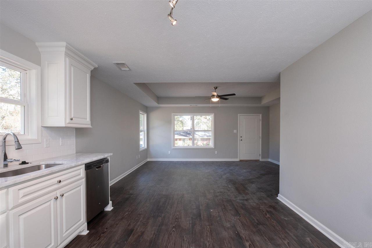 Cherry & Cox - Residential Lease