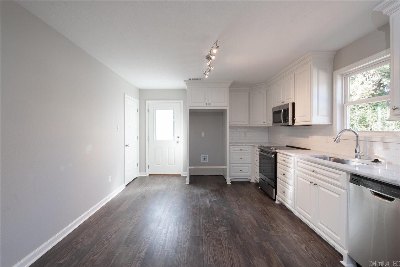 Cherry & Cox - Residential Lease