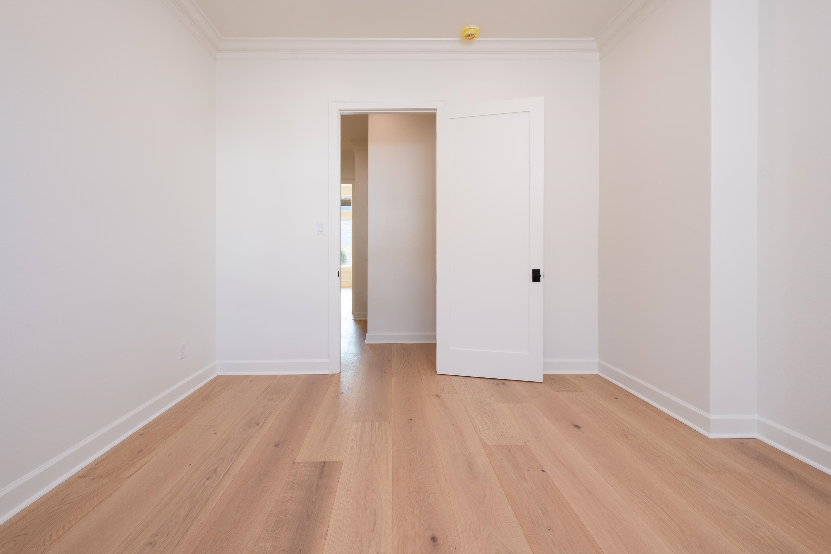 CHENAL VALLEY ABINGTON COURT - Residential