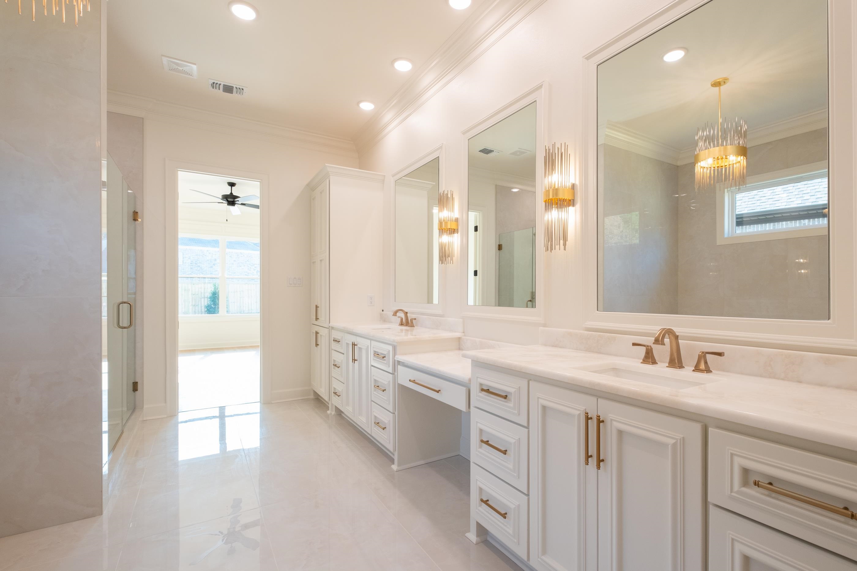 CHENAL VALLEY ABINGTON COURT - Residential