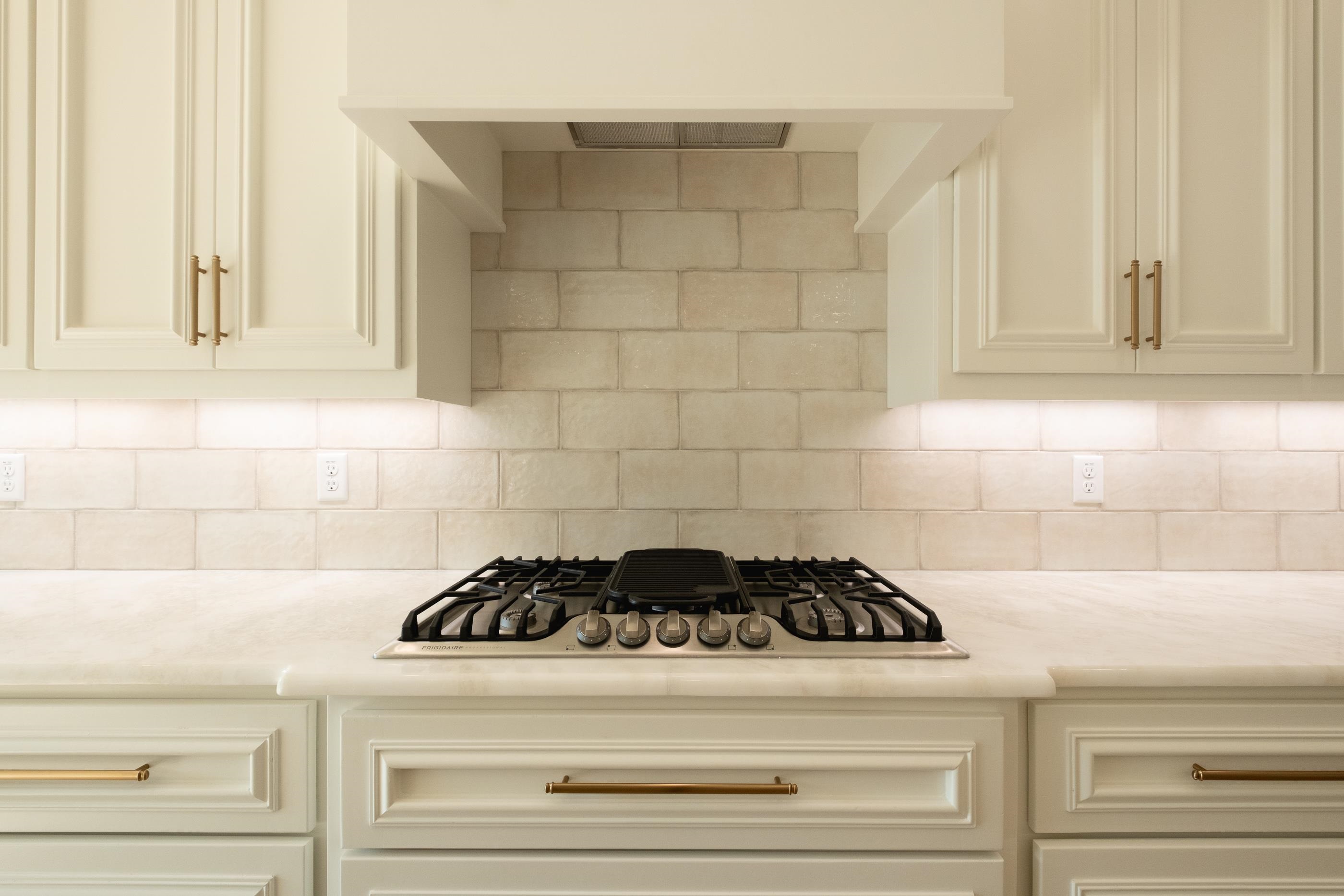 CHENAL VALLEY ABINGTON COURT - Residential