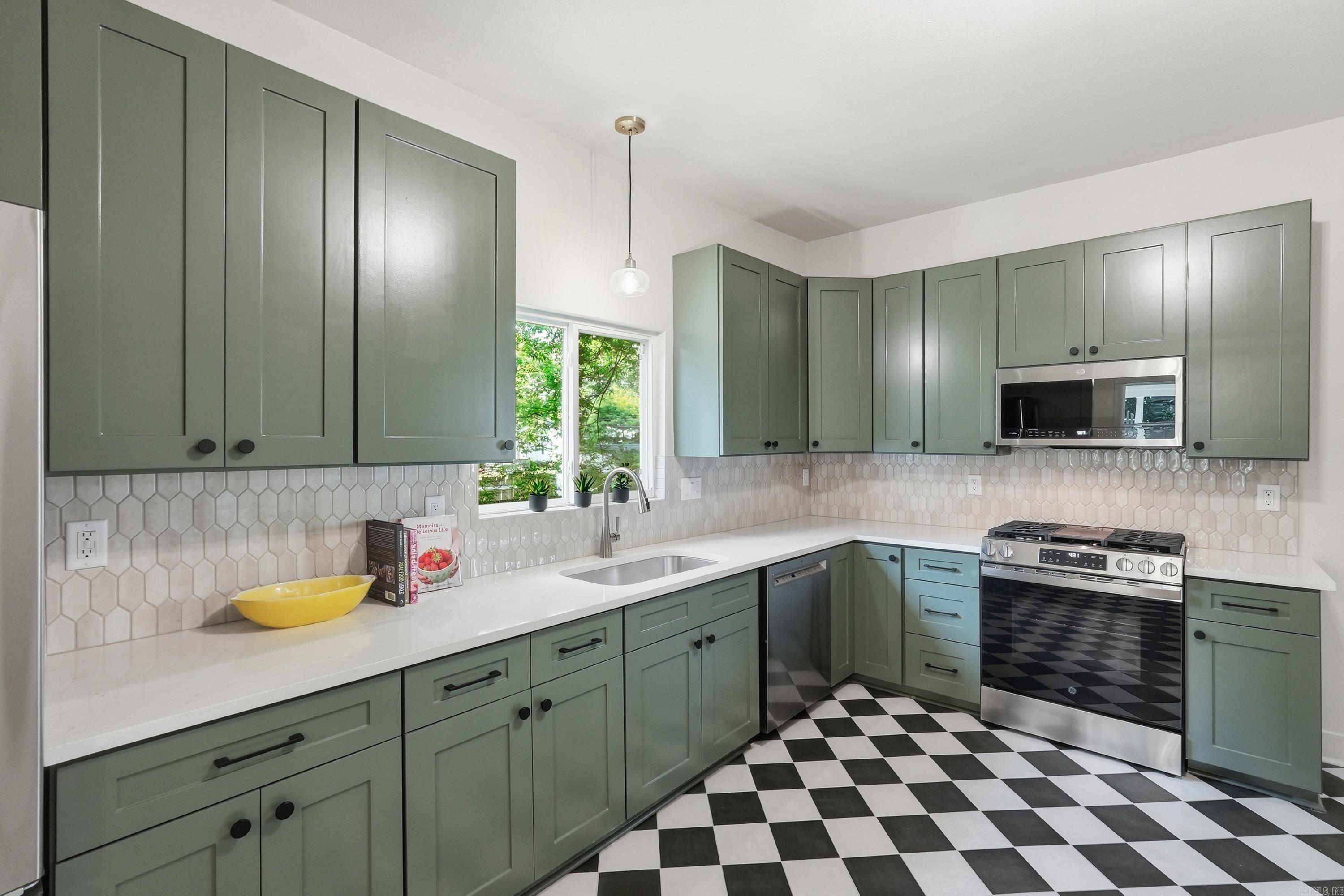 TAYLOR C H - Residential