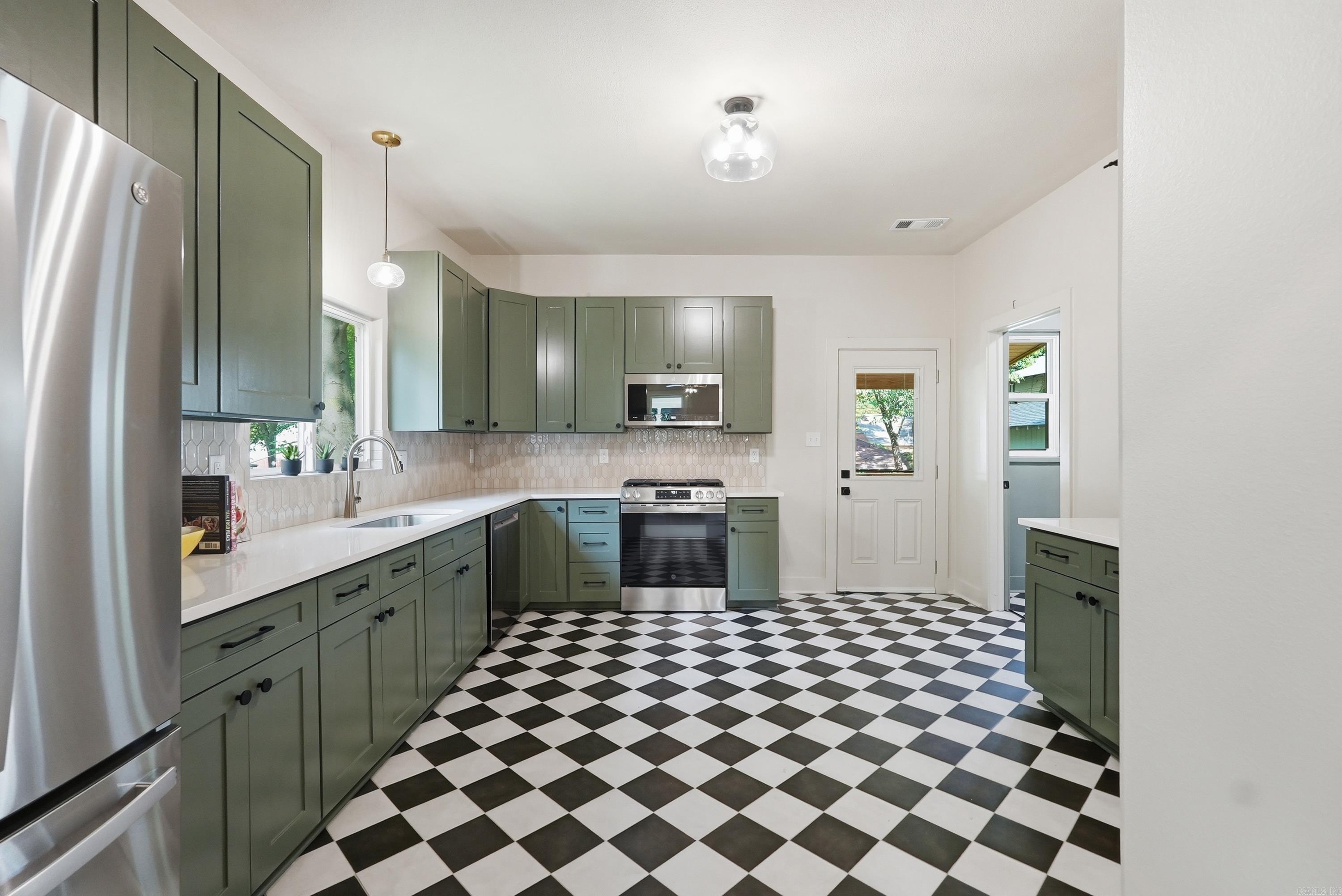 TAYLOR C H - Residential