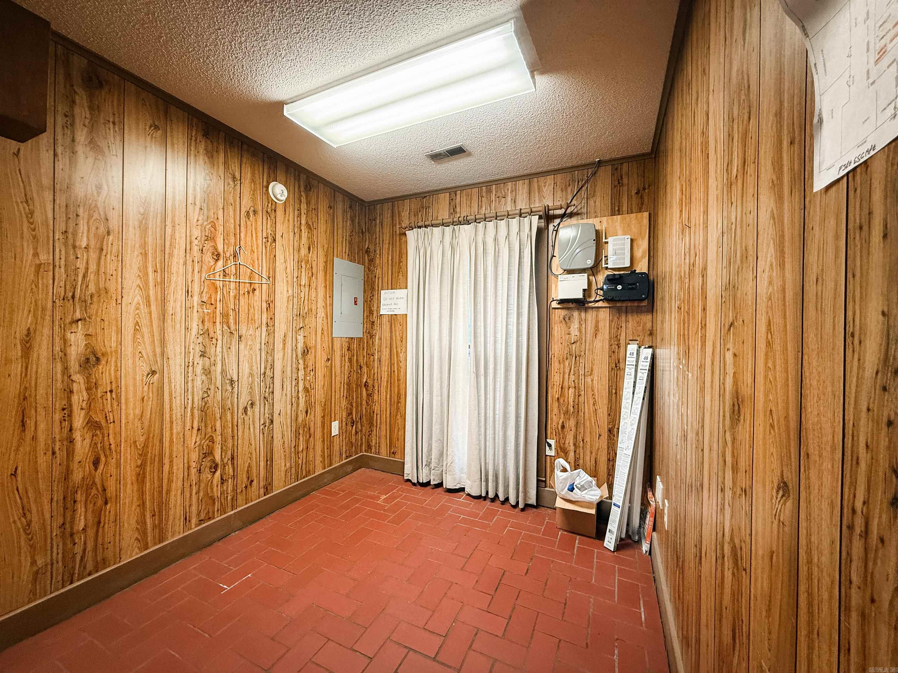 Anna Block - Residential Lease