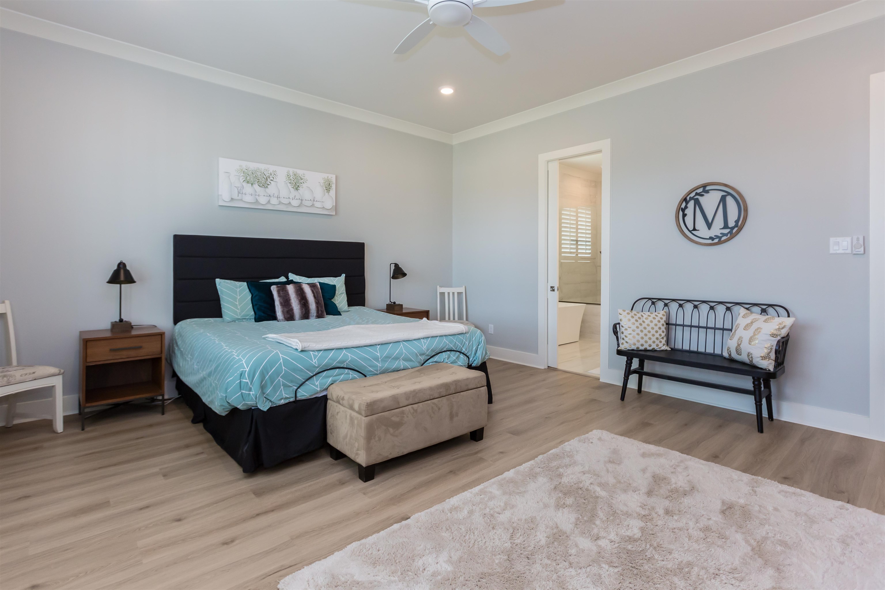 CHENAL VALLEY "FALSTONE COURT" - Residential