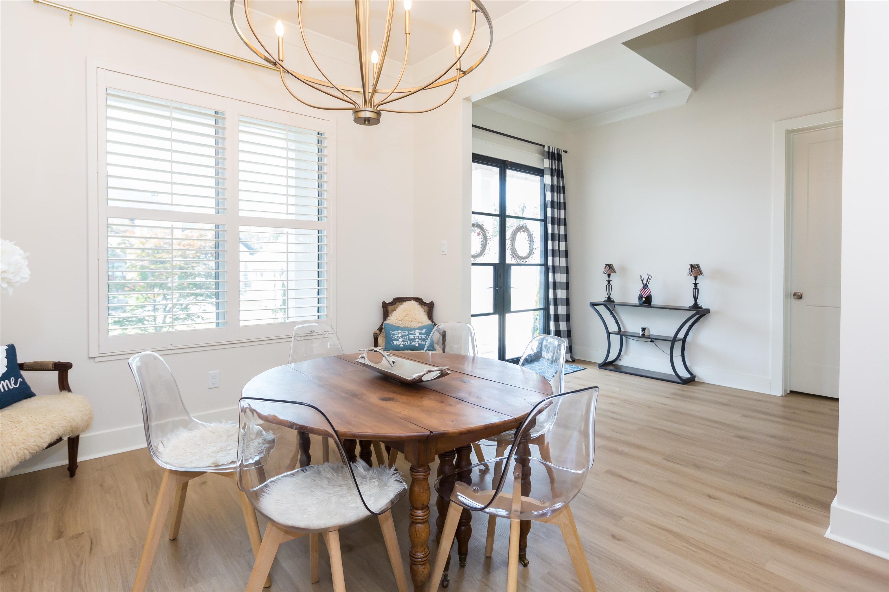 CHENAL VALLEY "FALSTONE COURT" - Residential