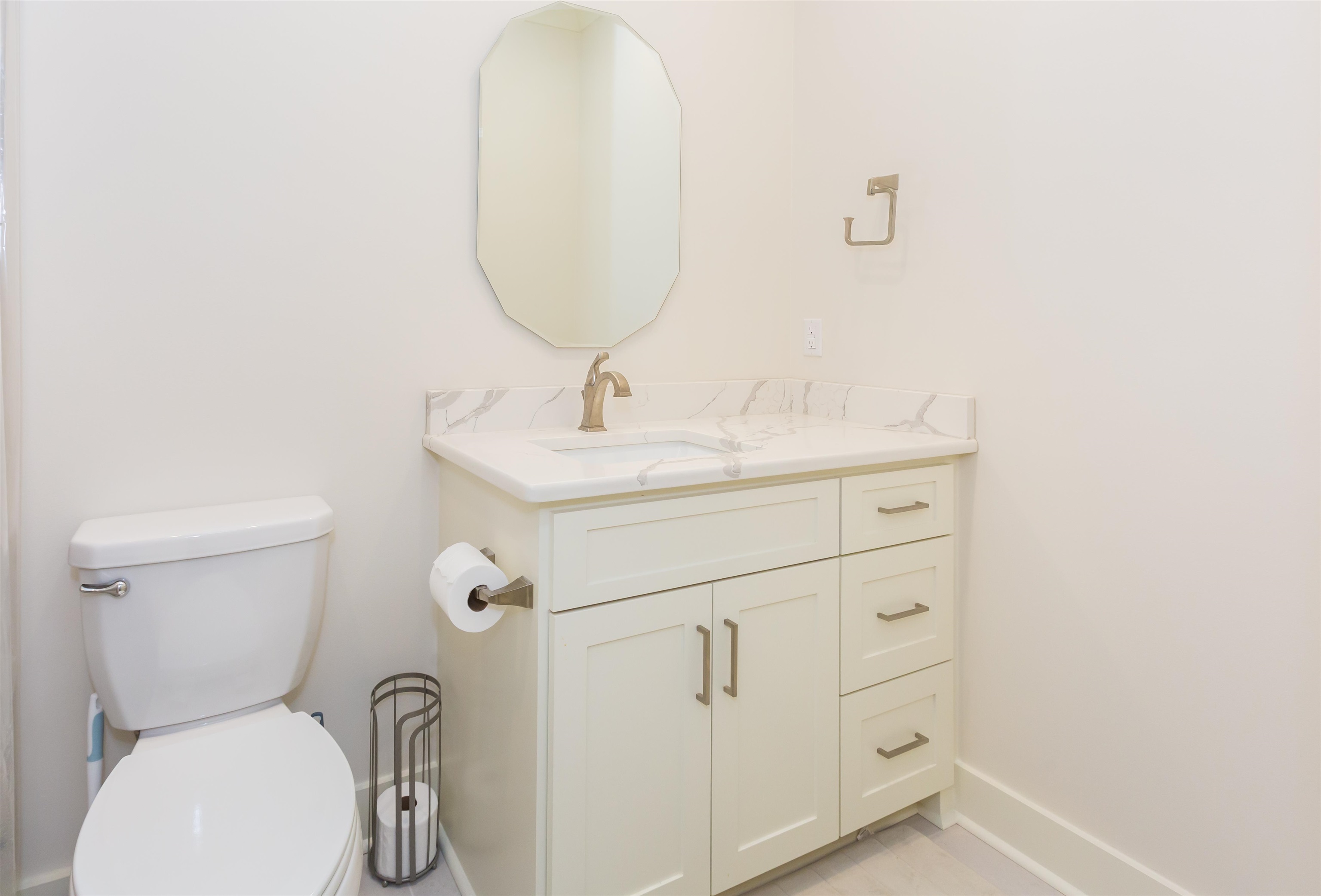 CHENAL VALLEY "FALSTONE COURT" - Residential