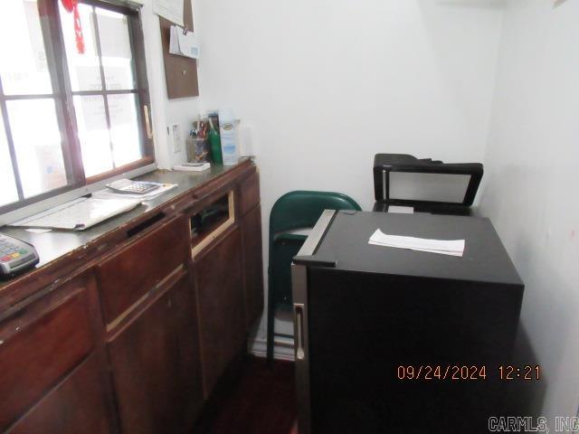 Clinton Original - Commercial Sale