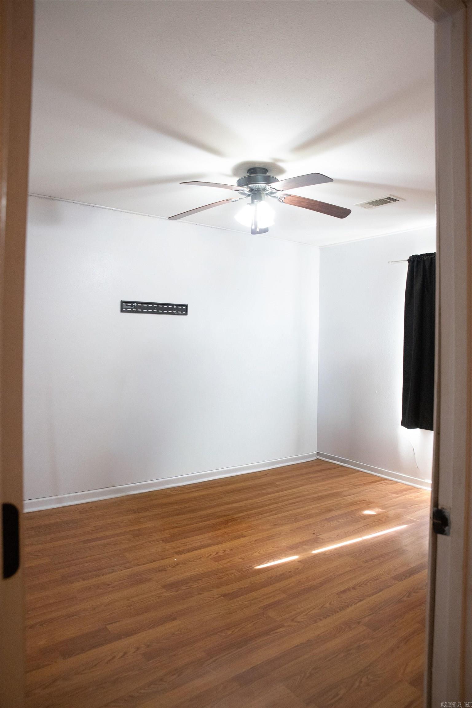 ROLLING HILLS - Residential