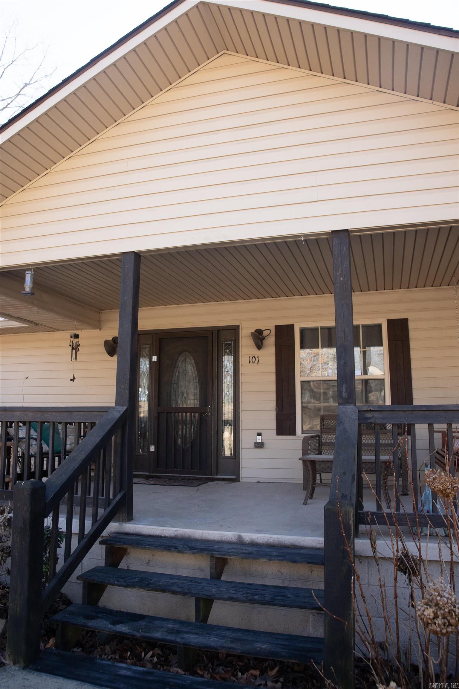 ROLLING HILLS - Residential