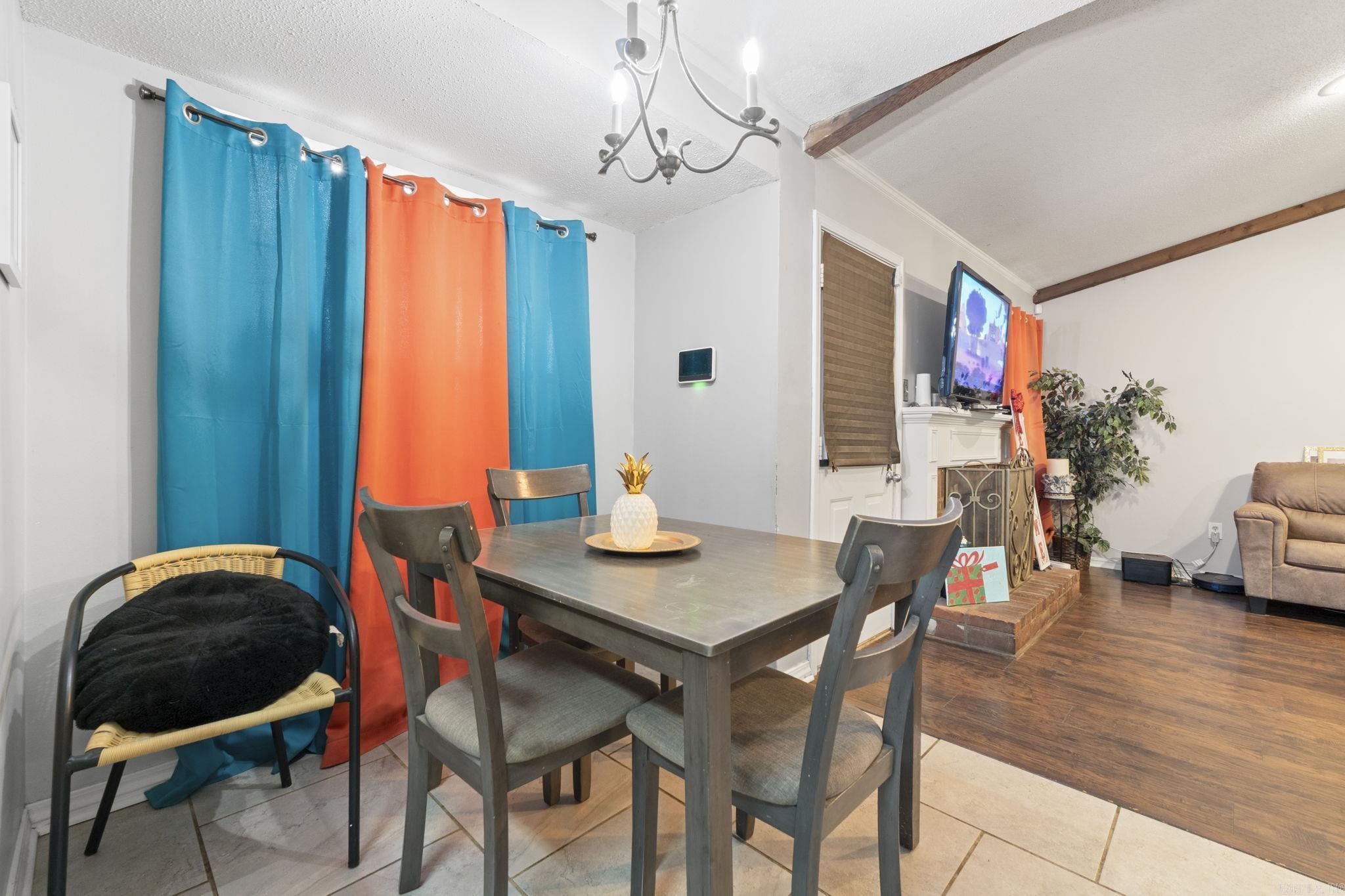 CRYSTAL VALLEY MANOR - Residential