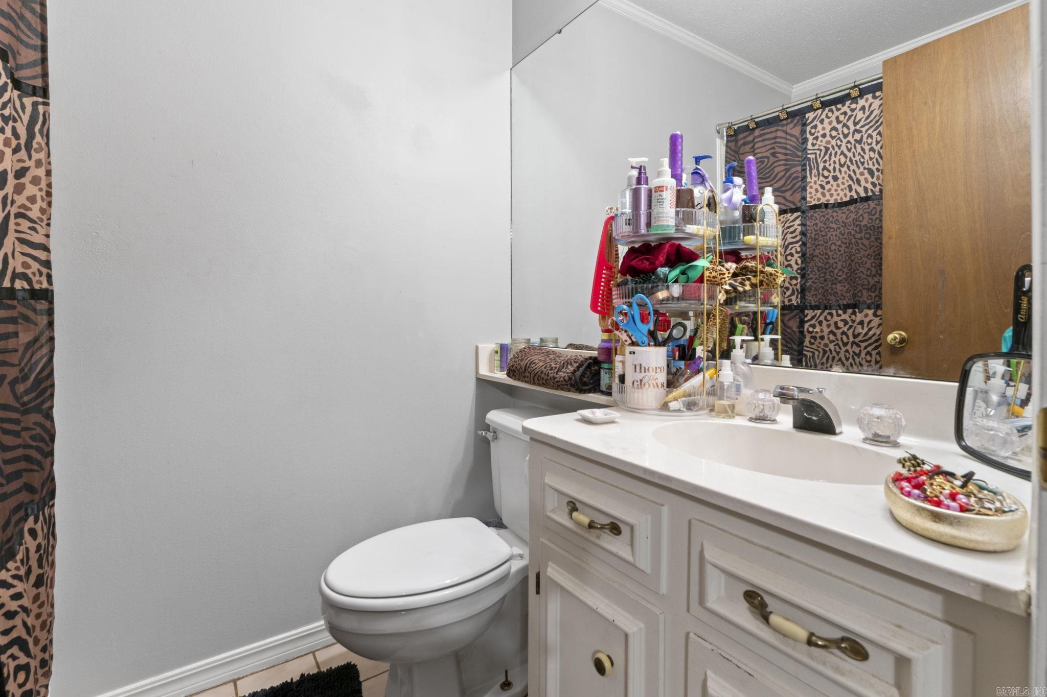 CRYSTAL VALLEY MANOR - Residential