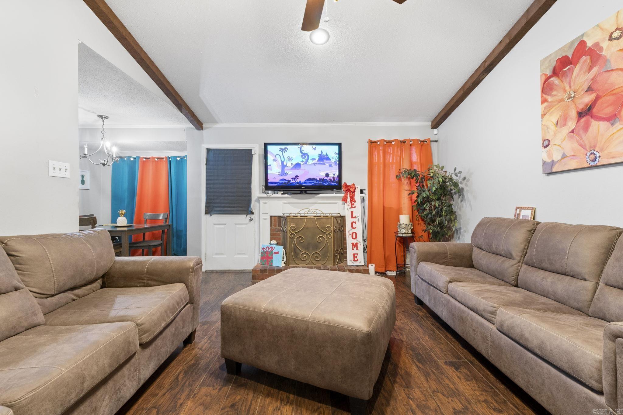 CRYSTAL VALLEY MANOR - Residential