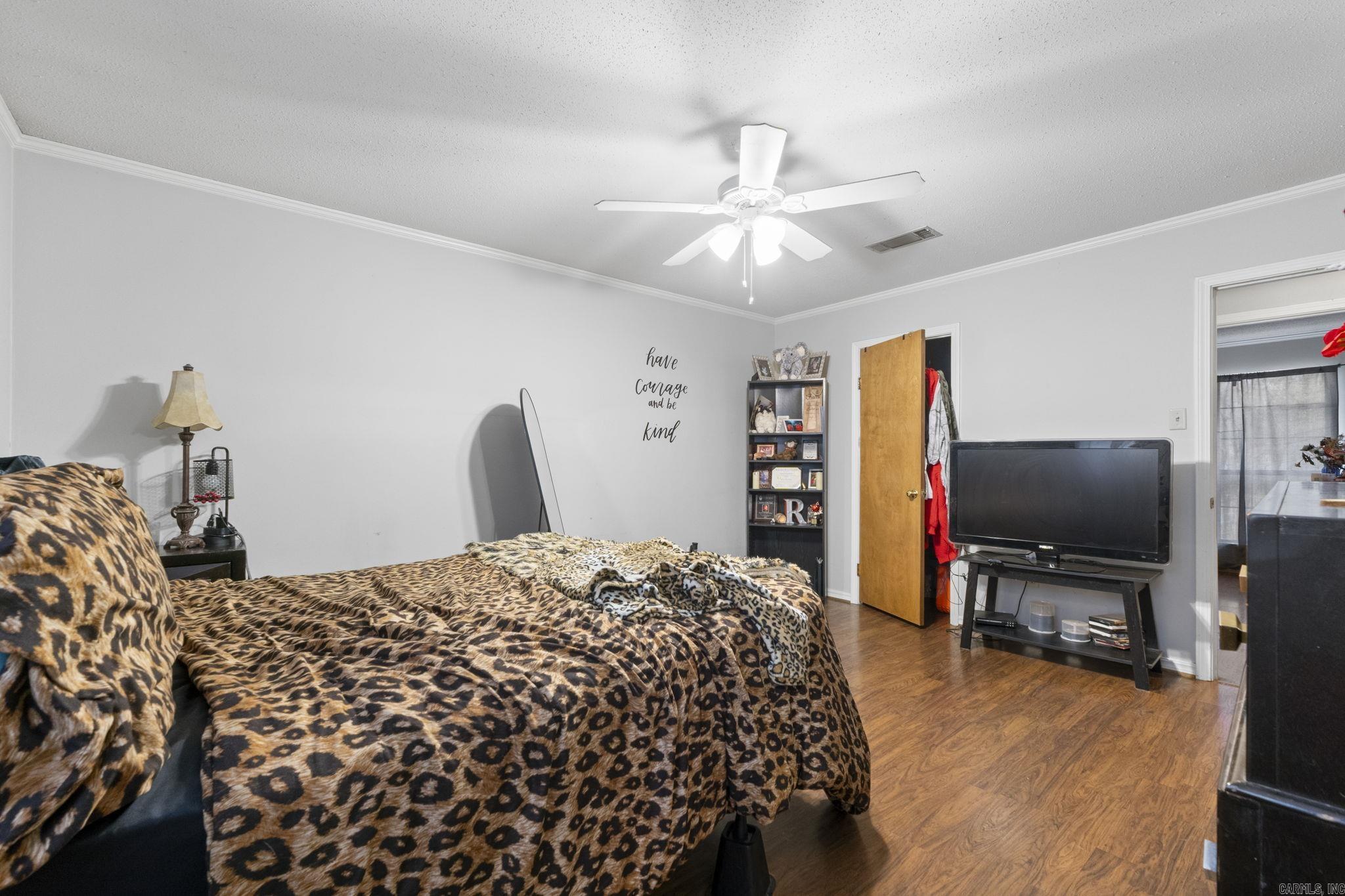 CRYSTAL VALLEY MANOR - Residential