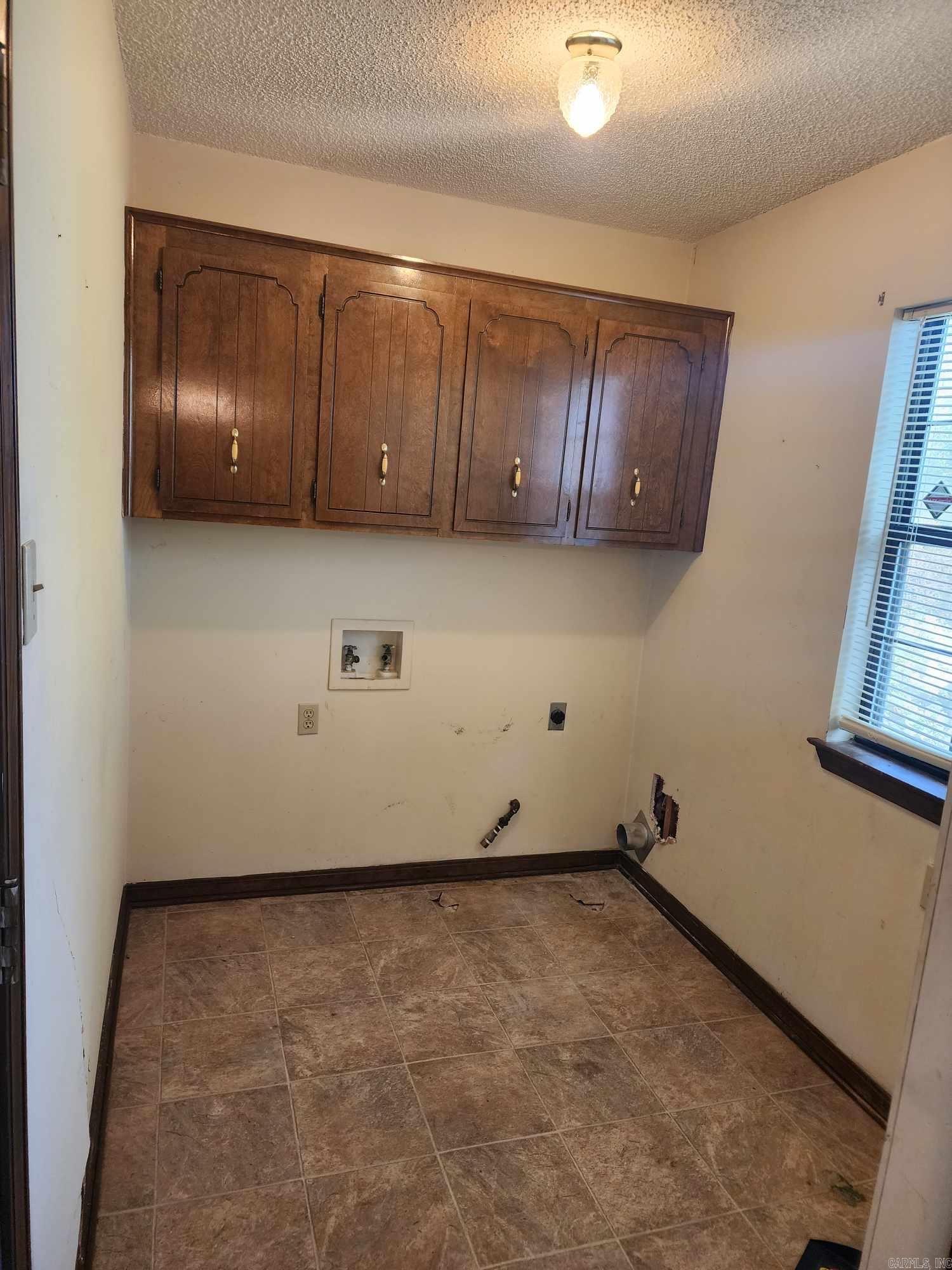 STONEWALL - Residential