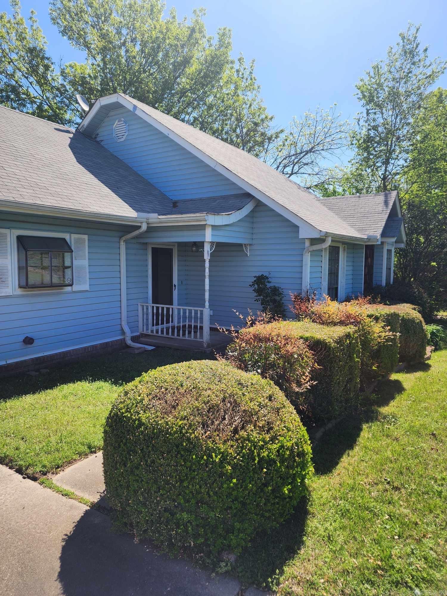 STONEWALL - Residential