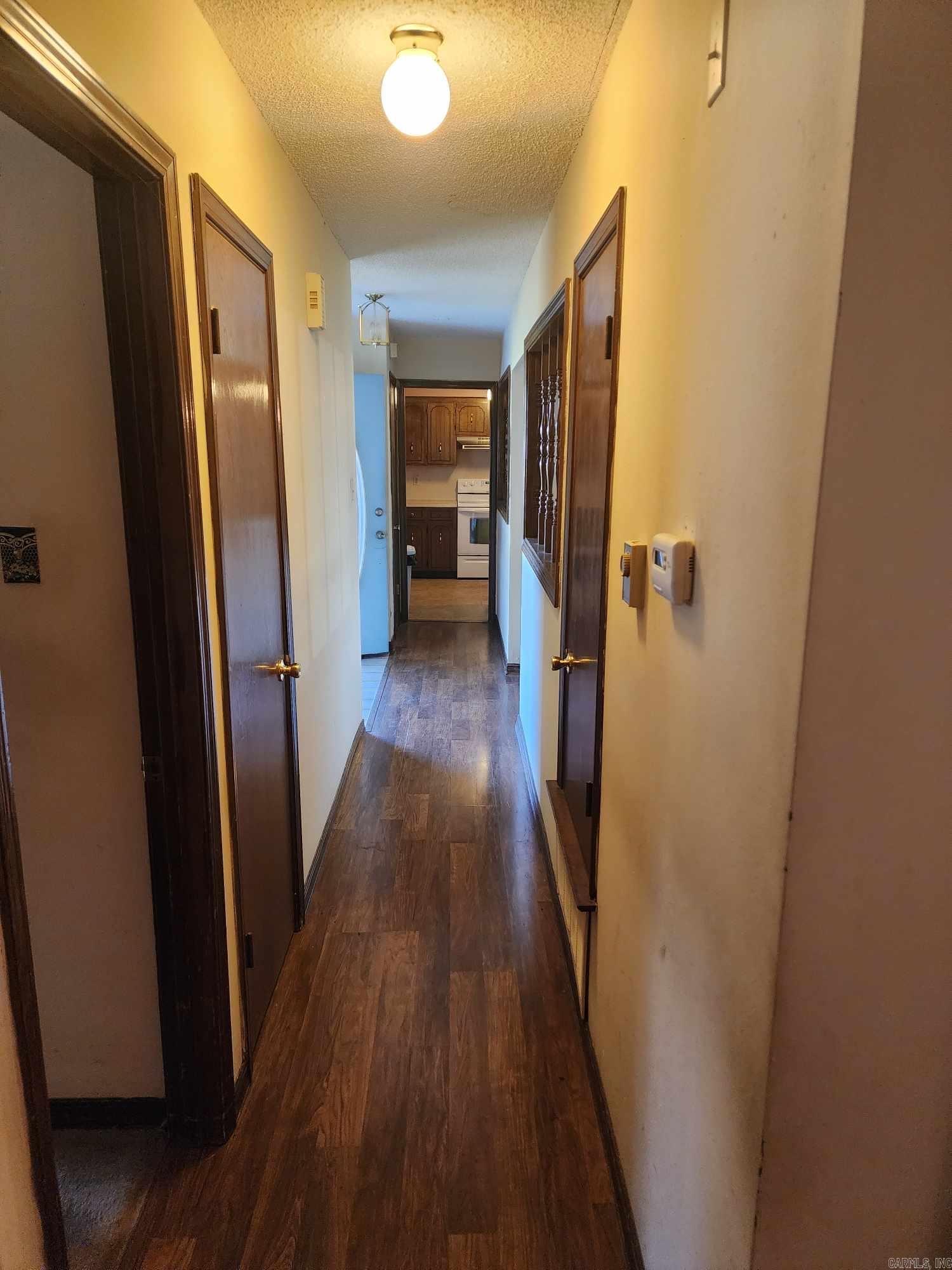 STONEWALL - Residential