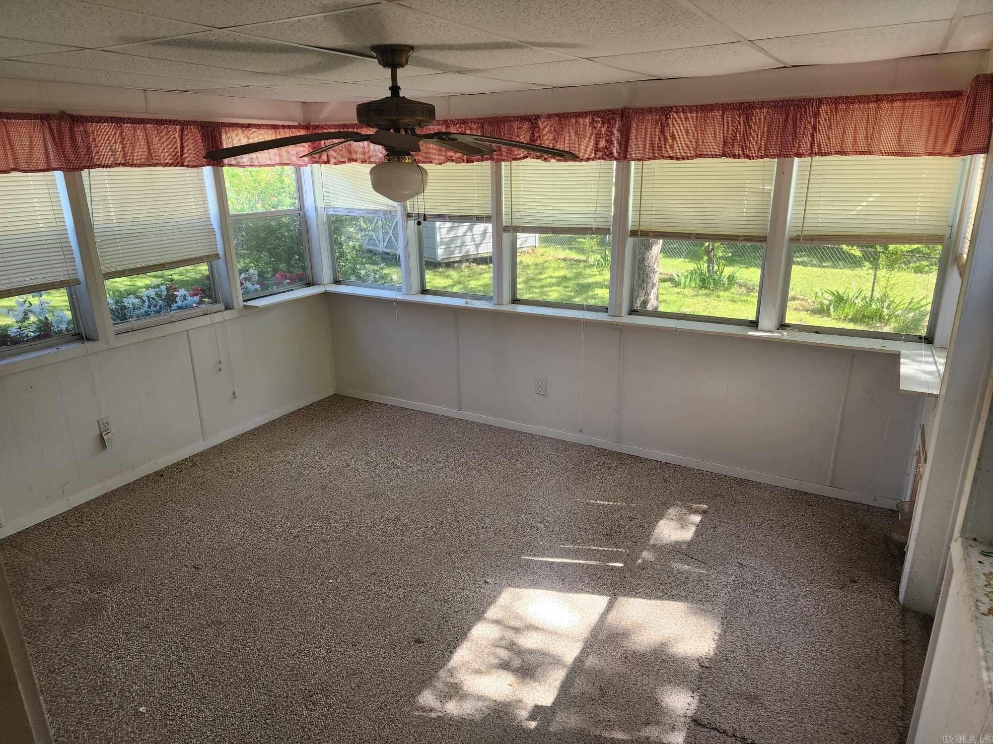 STONEWALL - Residential