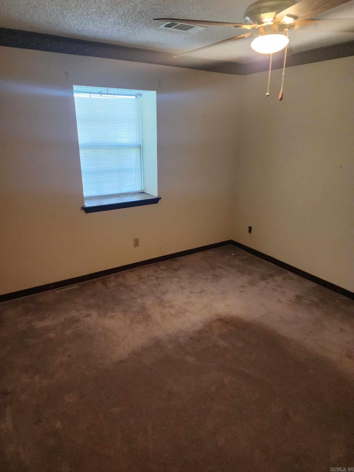 STONEWALL - Residential