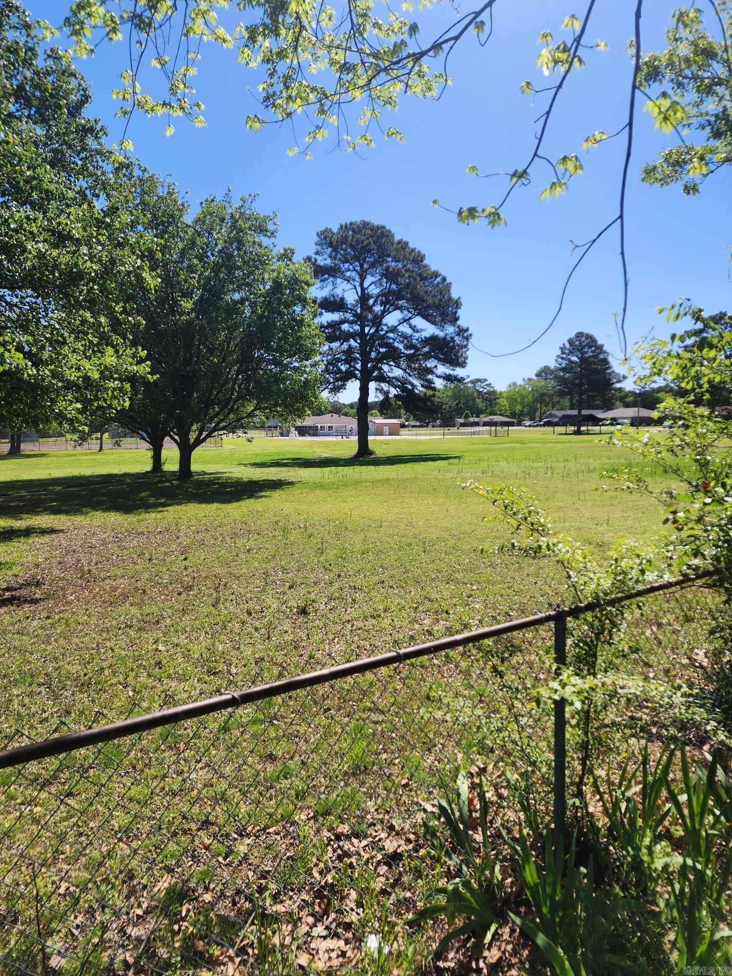 STONEWALL - Residential