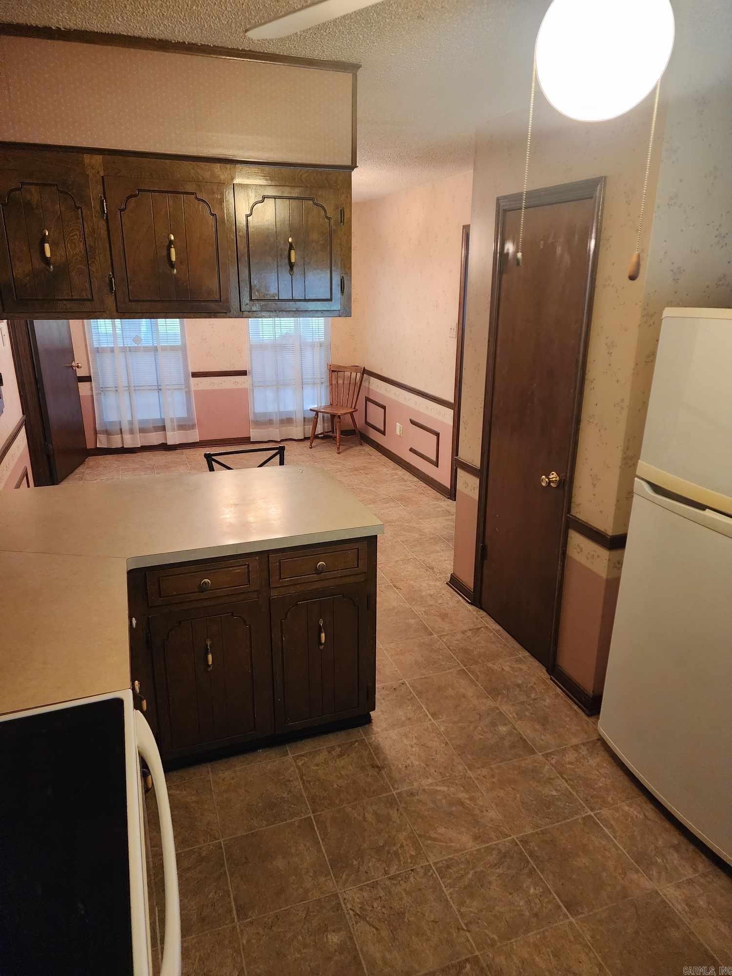 STONEWALL - Residential