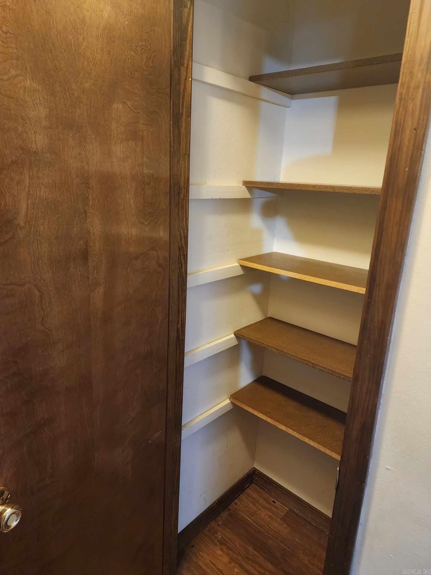 STONEWALL - Residential