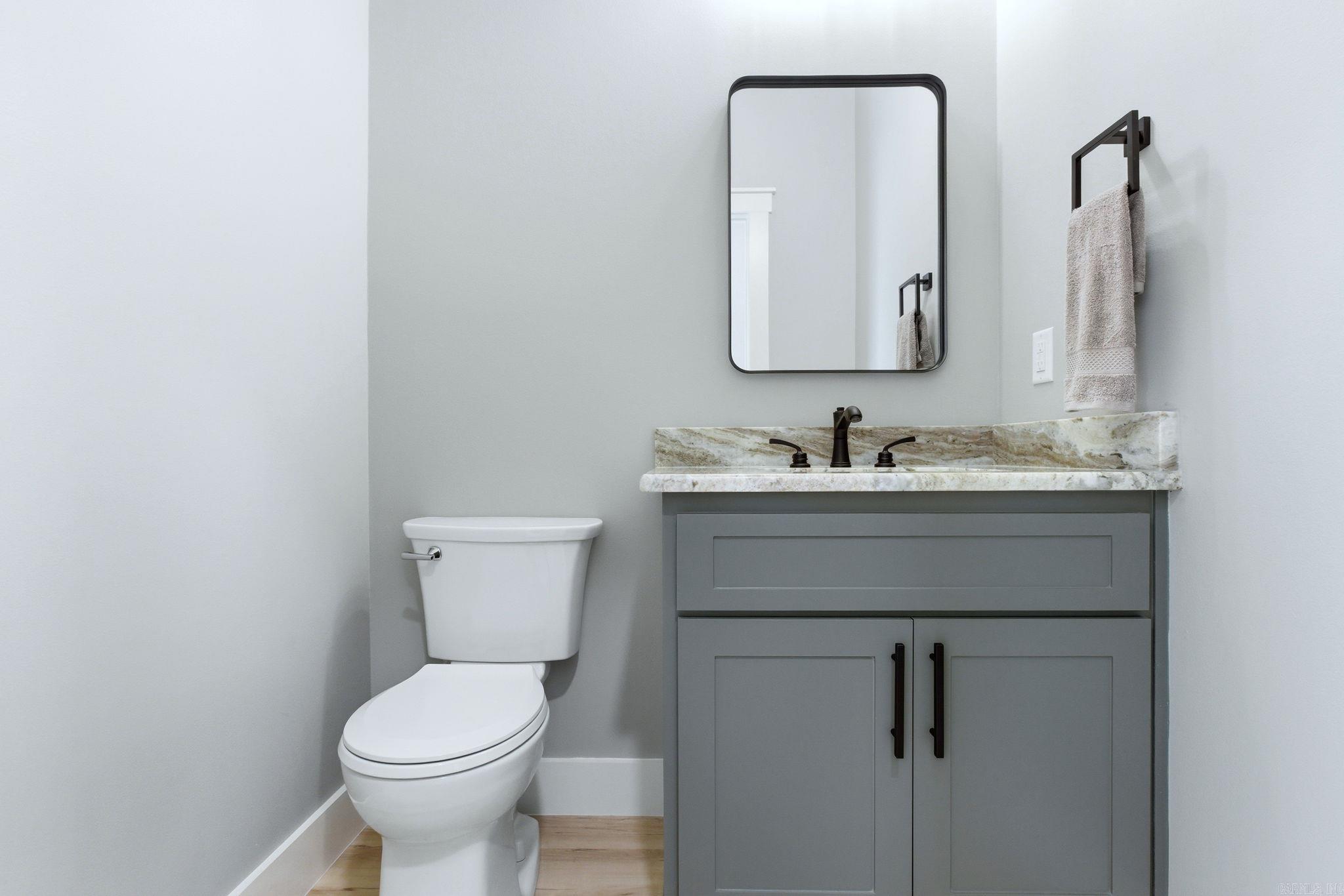 MAJESTIC POINTE - Residential