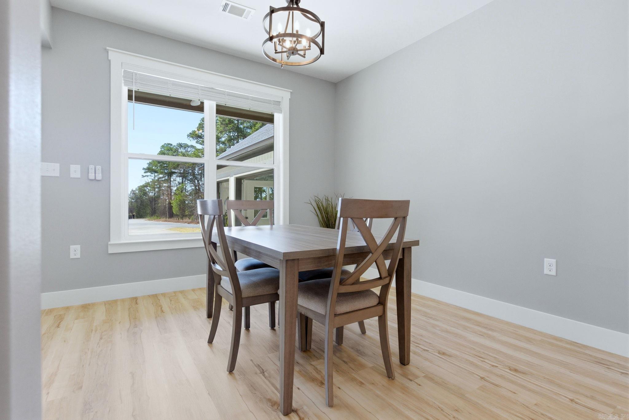 MAJESTIC POINTE - Residential