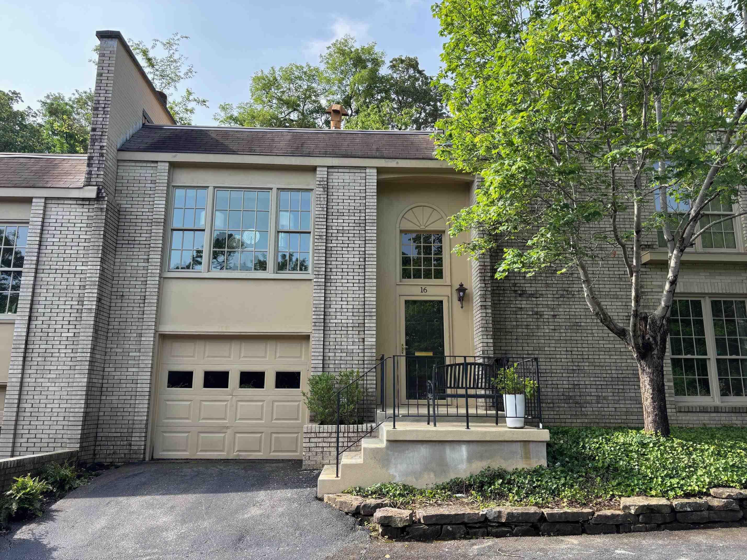 Townhouses in Park HPR - Residential