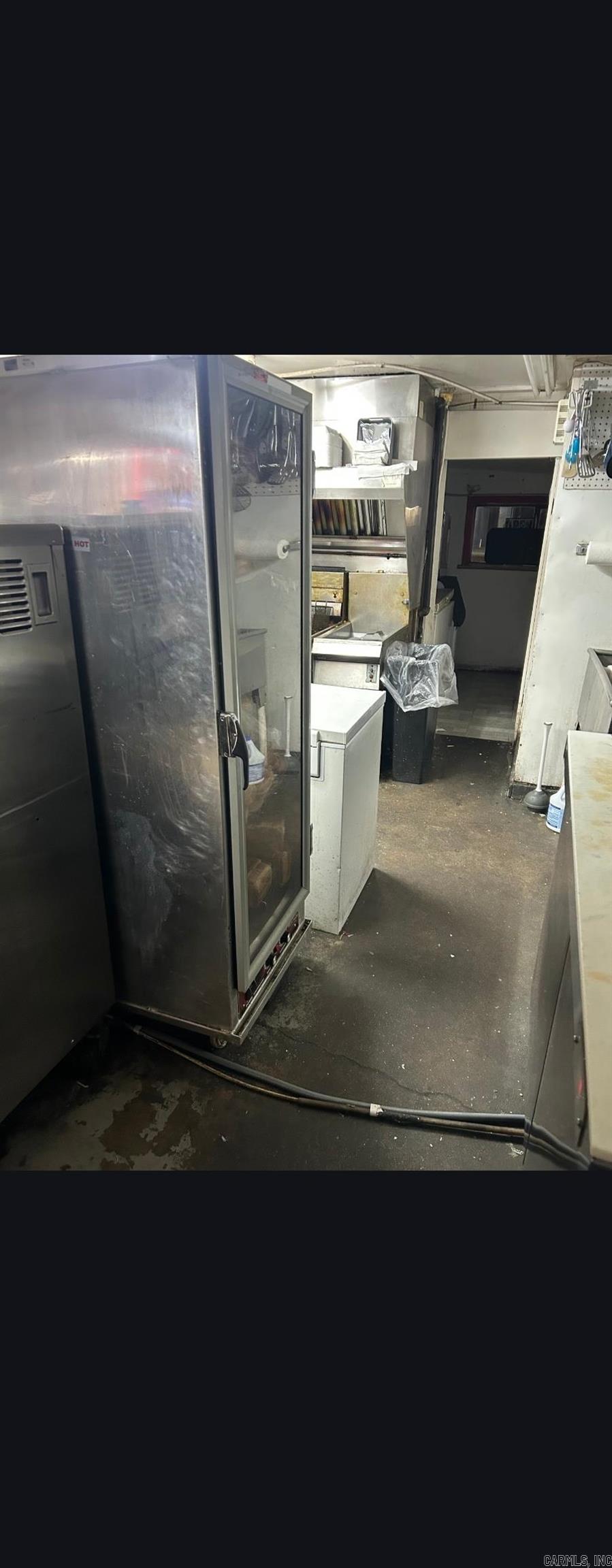 Oak Dale - Commercial Sale