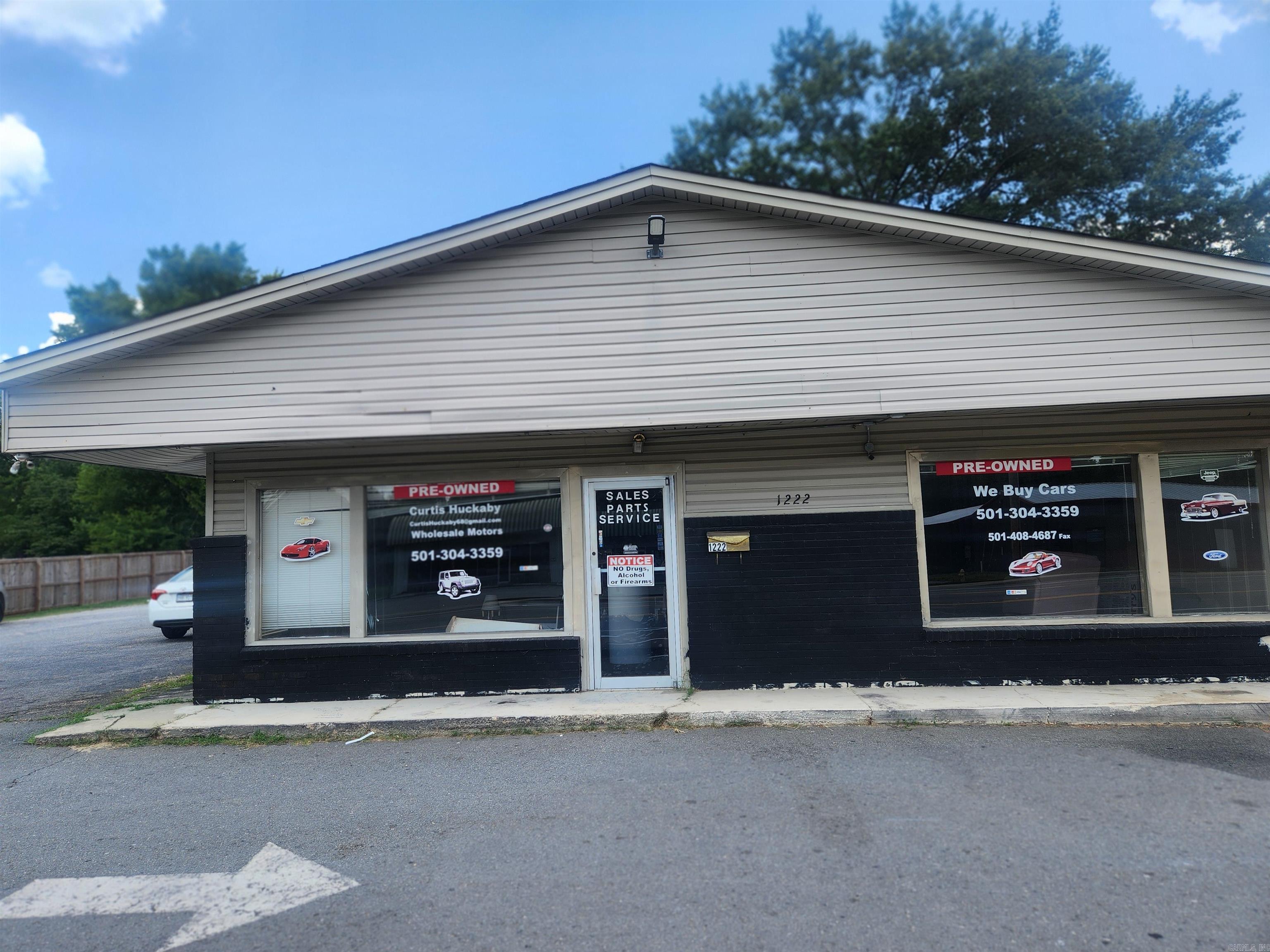 Oak Dale - Commercial Sale