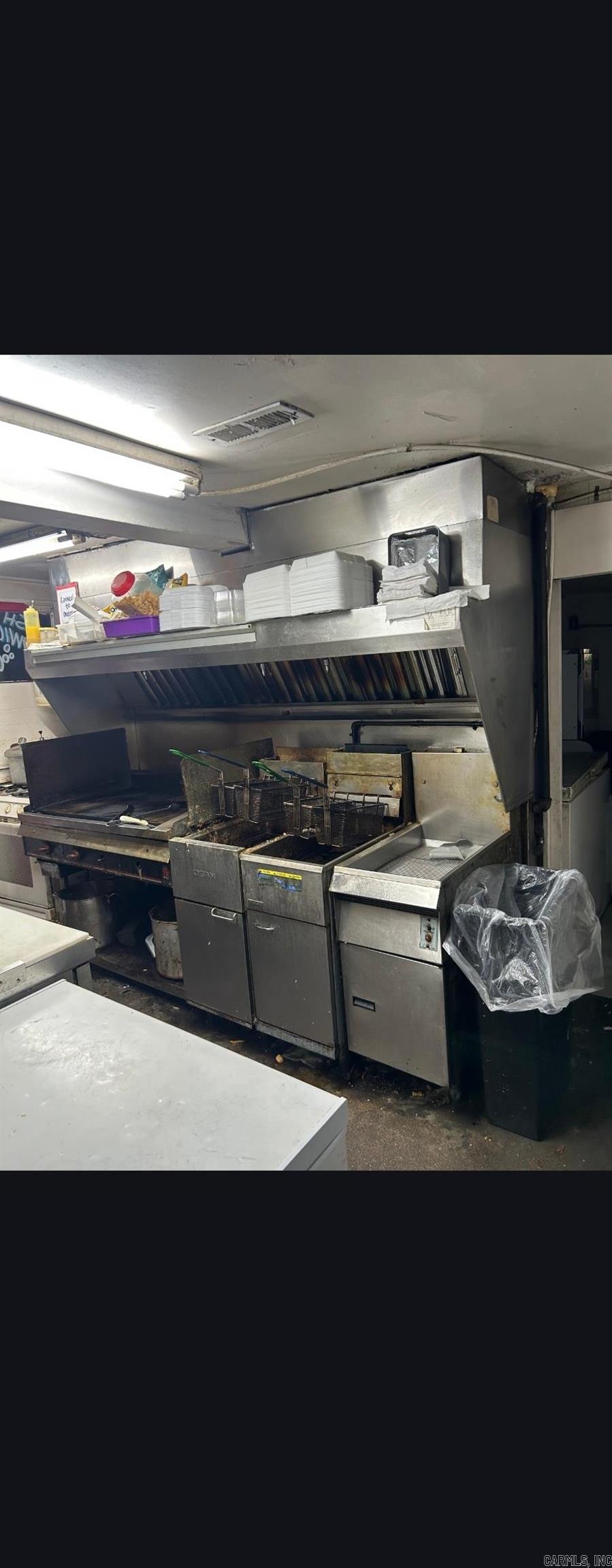 Oak Dale - Commercial Sale