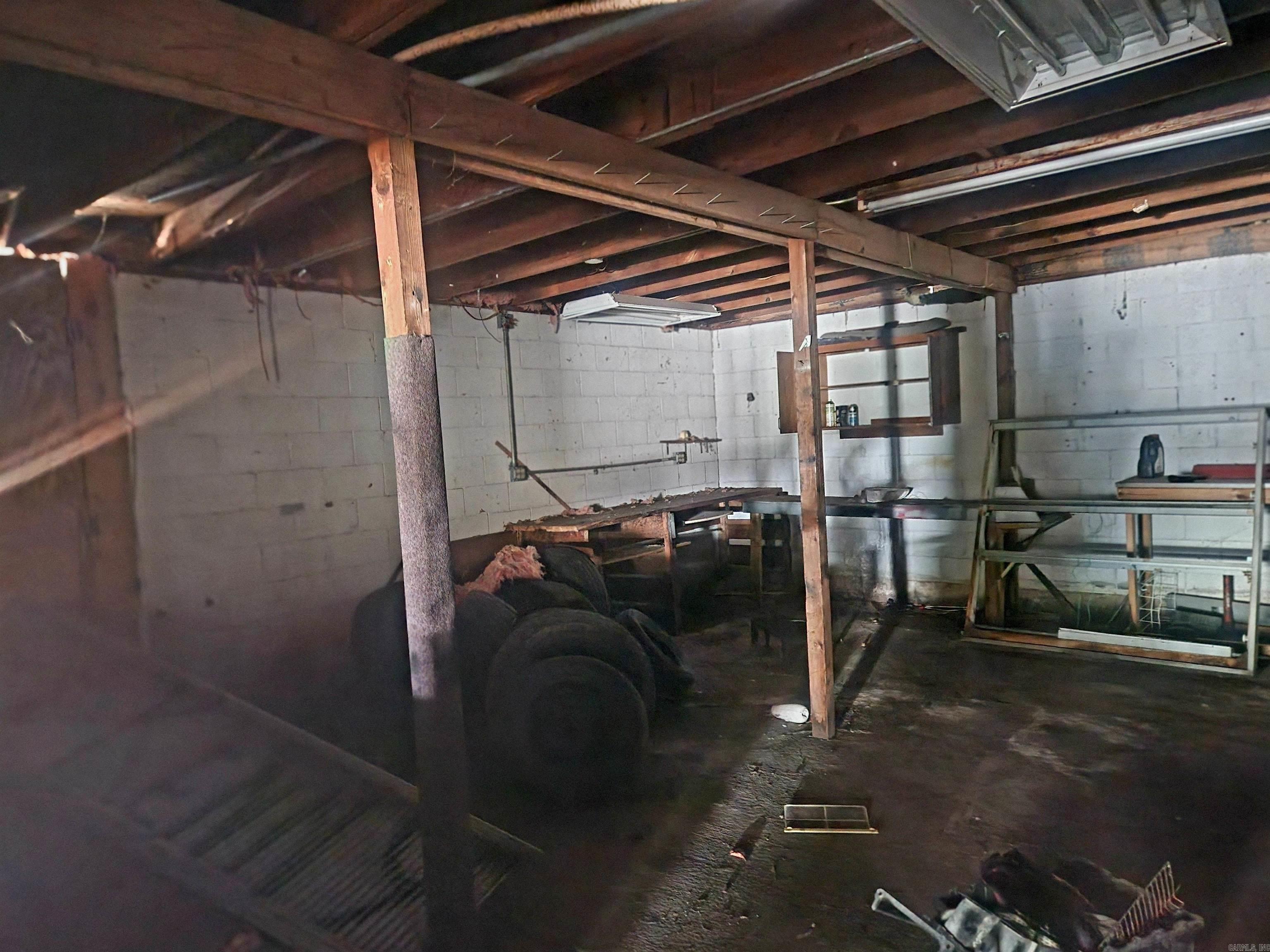 Oak Dale - Commercial Sale