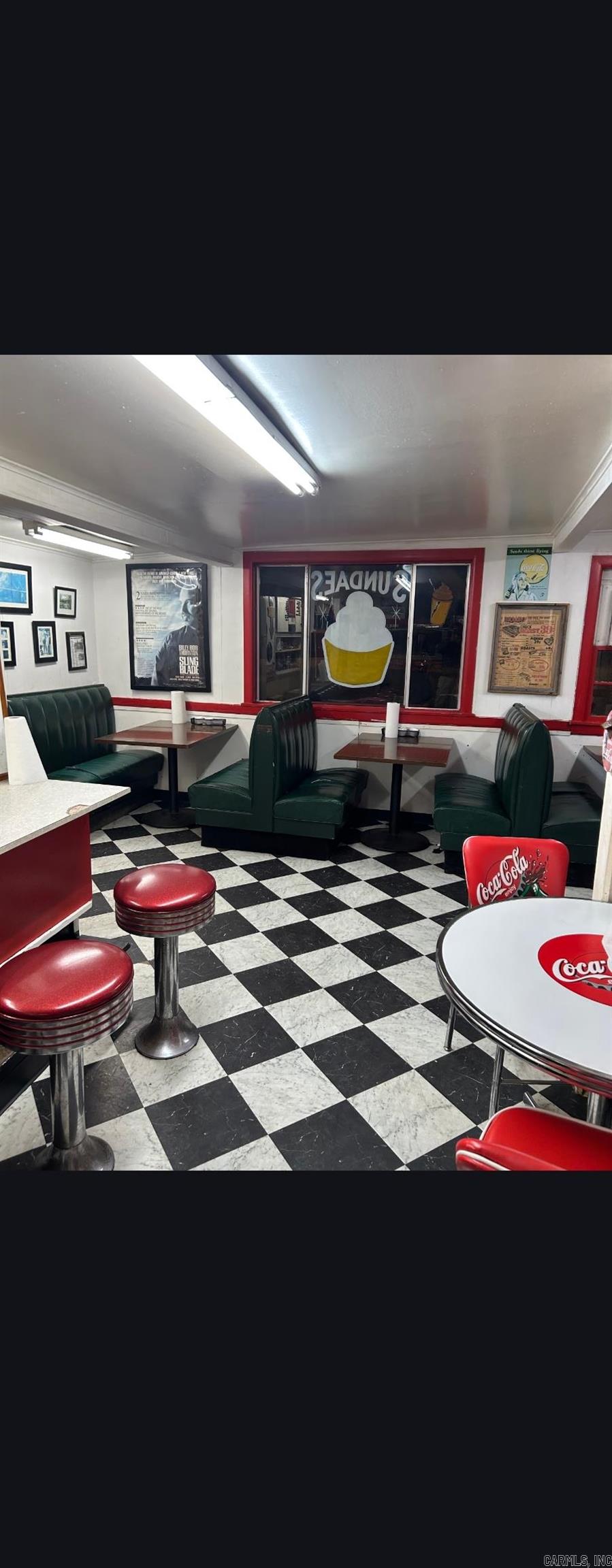 Oak Dale - Commercial Sale