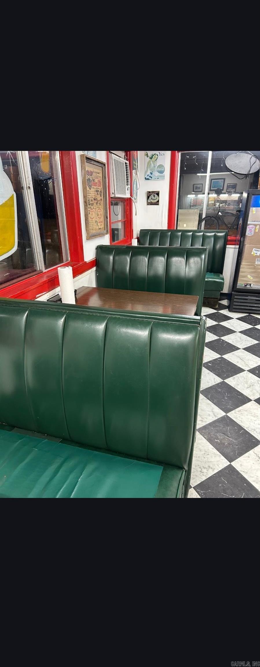 Oak Dale - Commercial Sale