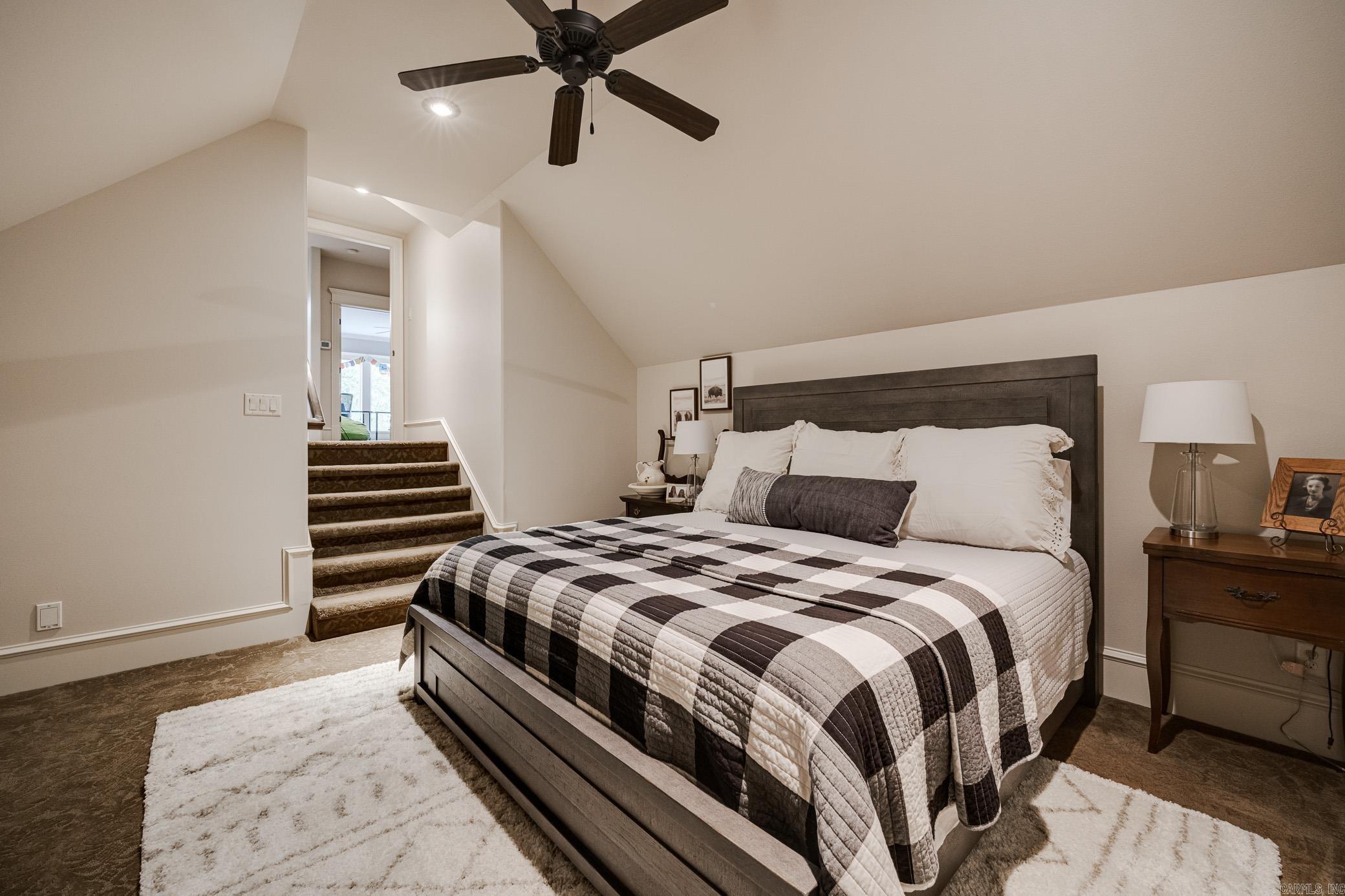BLACKBERRY RIDGE - Residential