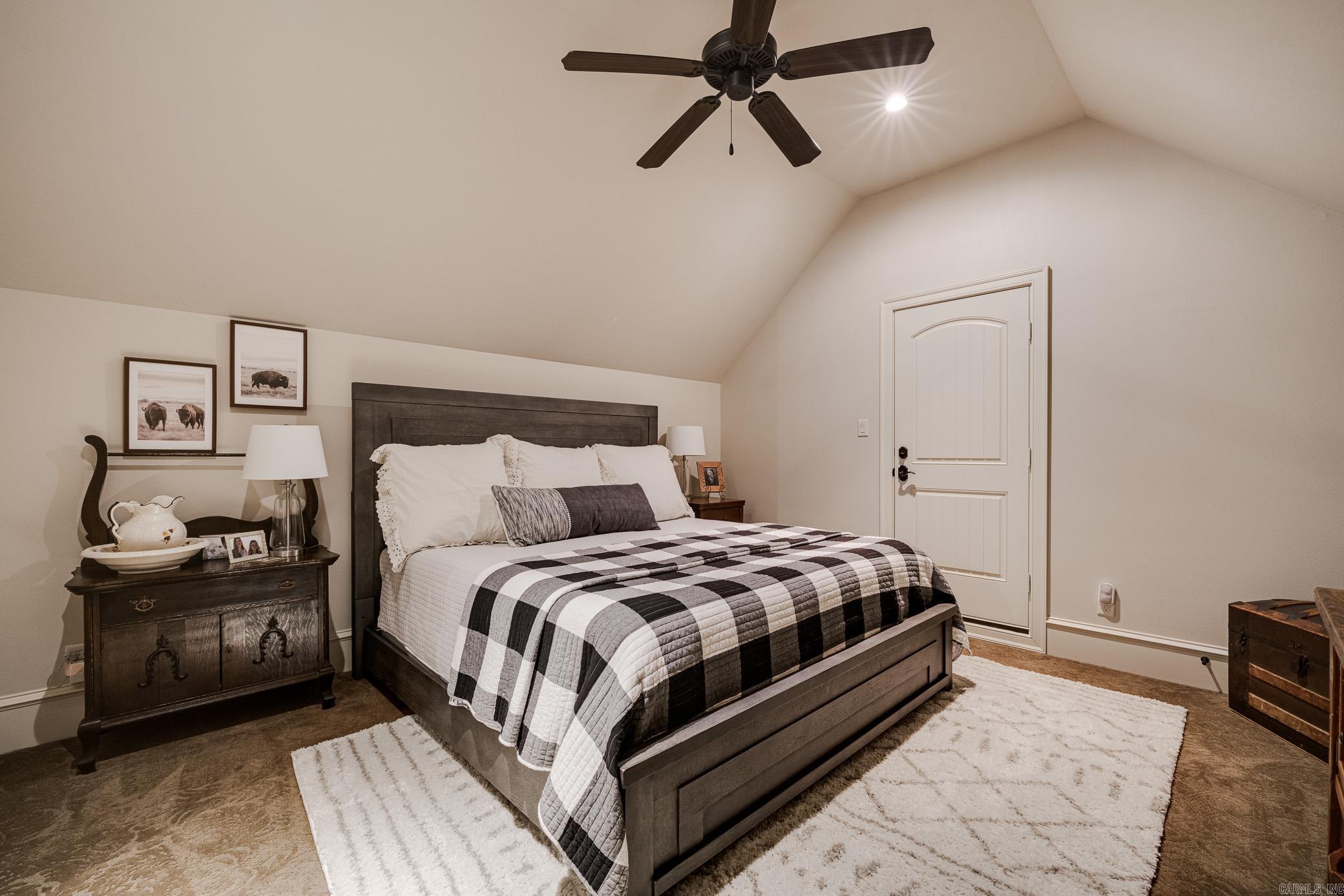 BLACKBERRY RIDGE - Residential